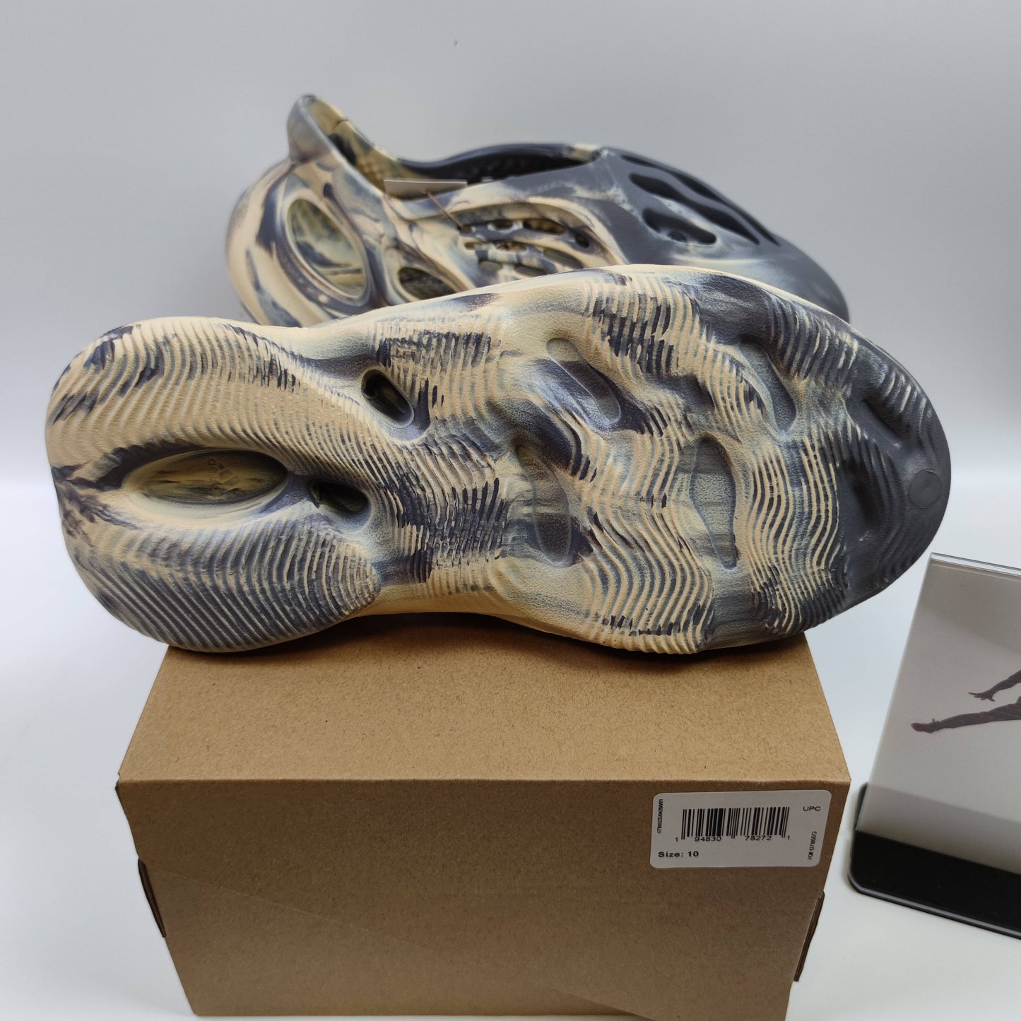 Adidas Originals Yeezy Foam Runner "MXT Moon Grey" GV7904 - Fashion Sneaker1818