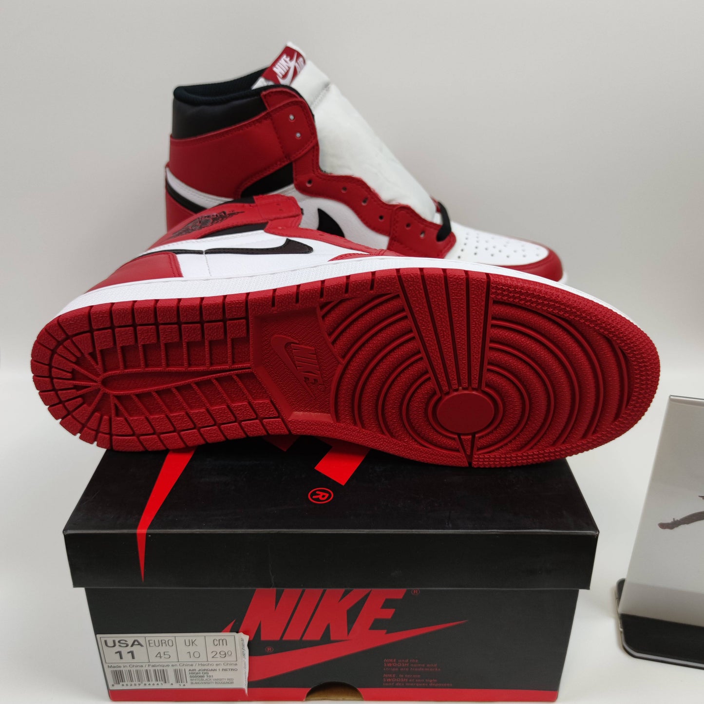 Air Jordan 1 Retro Chicago 555088-101 - Fashion Sneaker1818