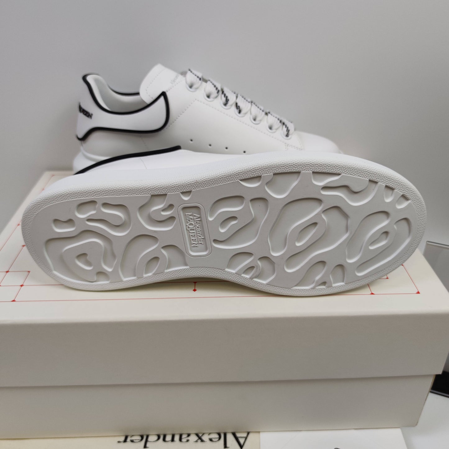 Alexander McQueen 625156WHXMT9074 - Fashion Sneaker1818