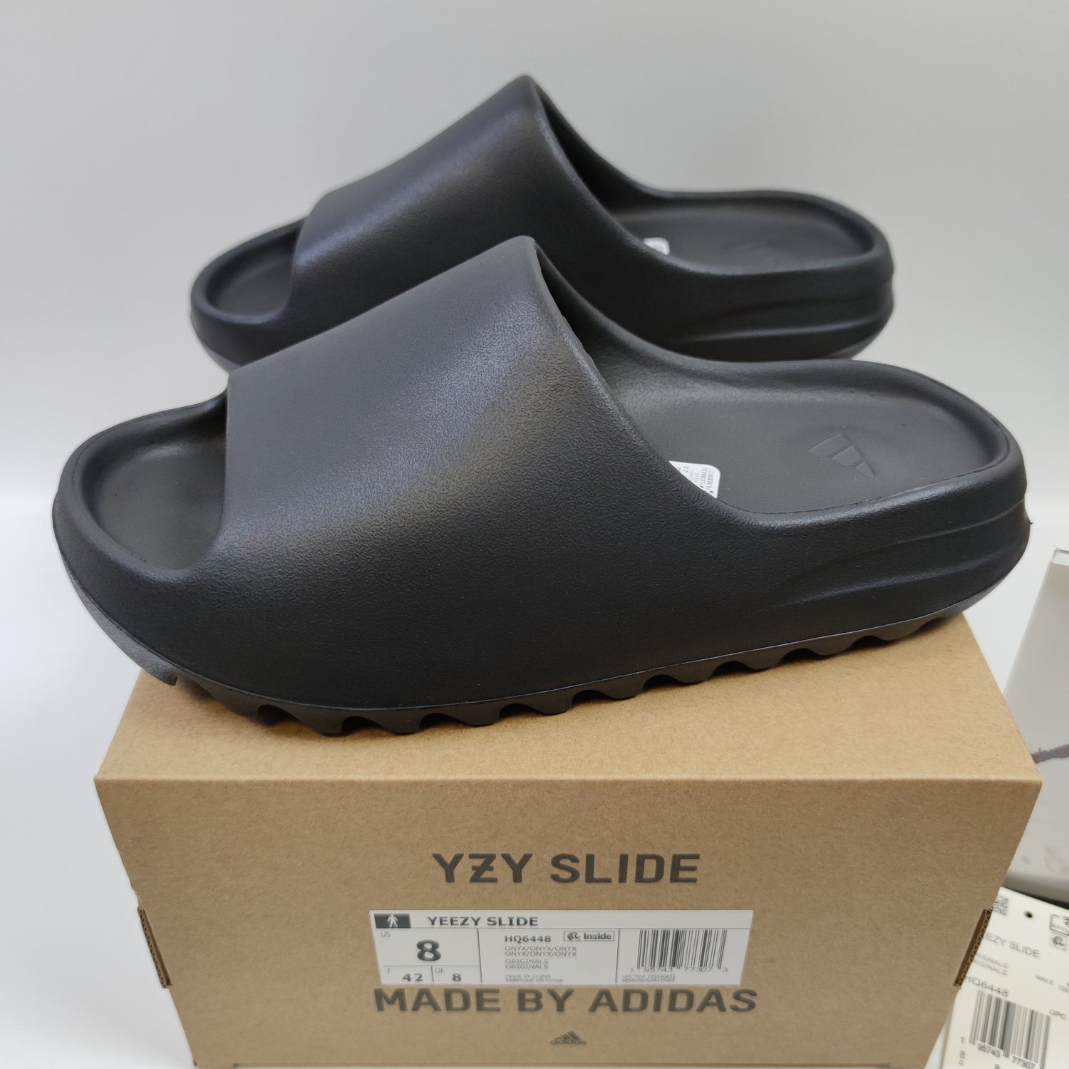 Yeezy Slide - Fashion Sneaker1818