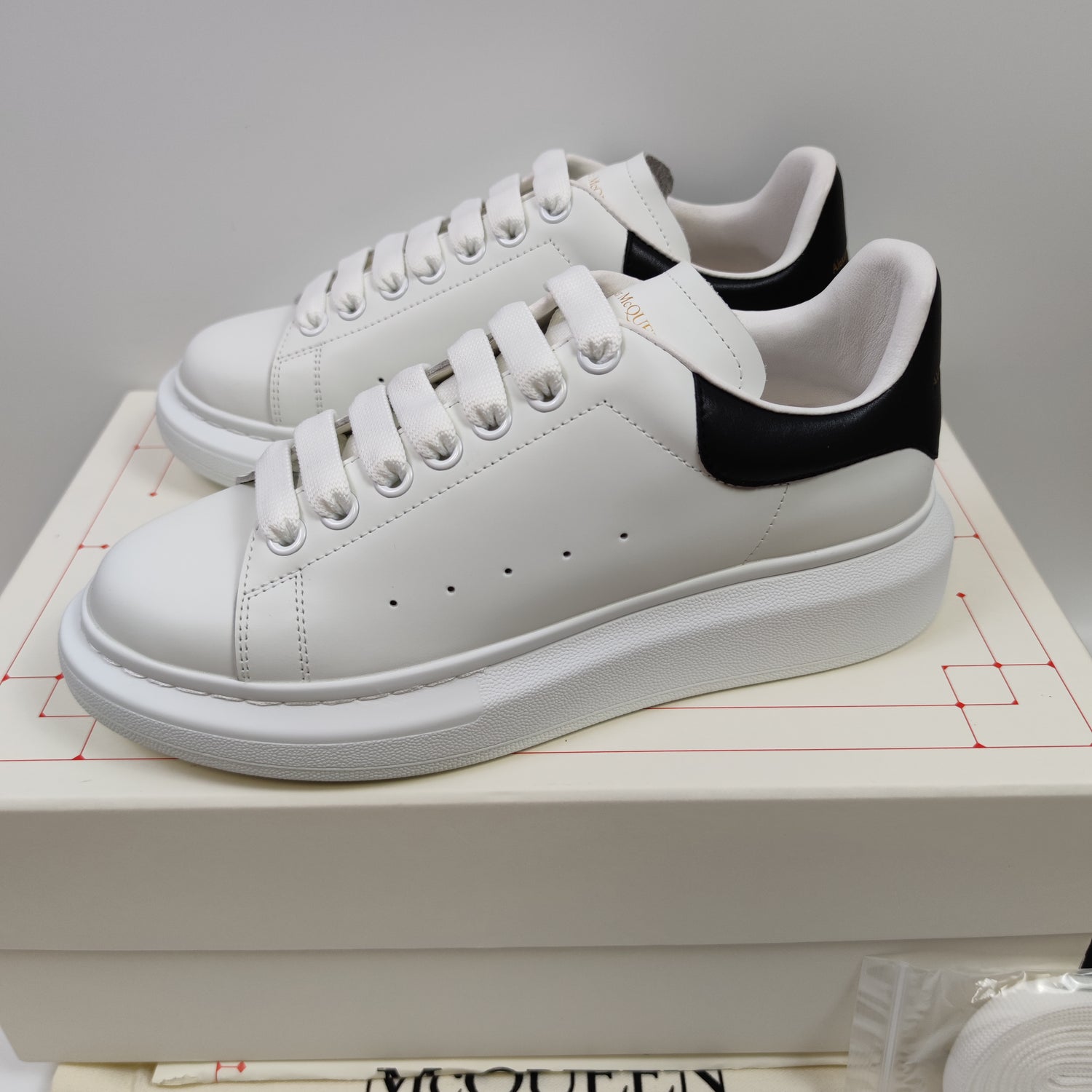 Alexander McQueen - Fashion Sneaker1818