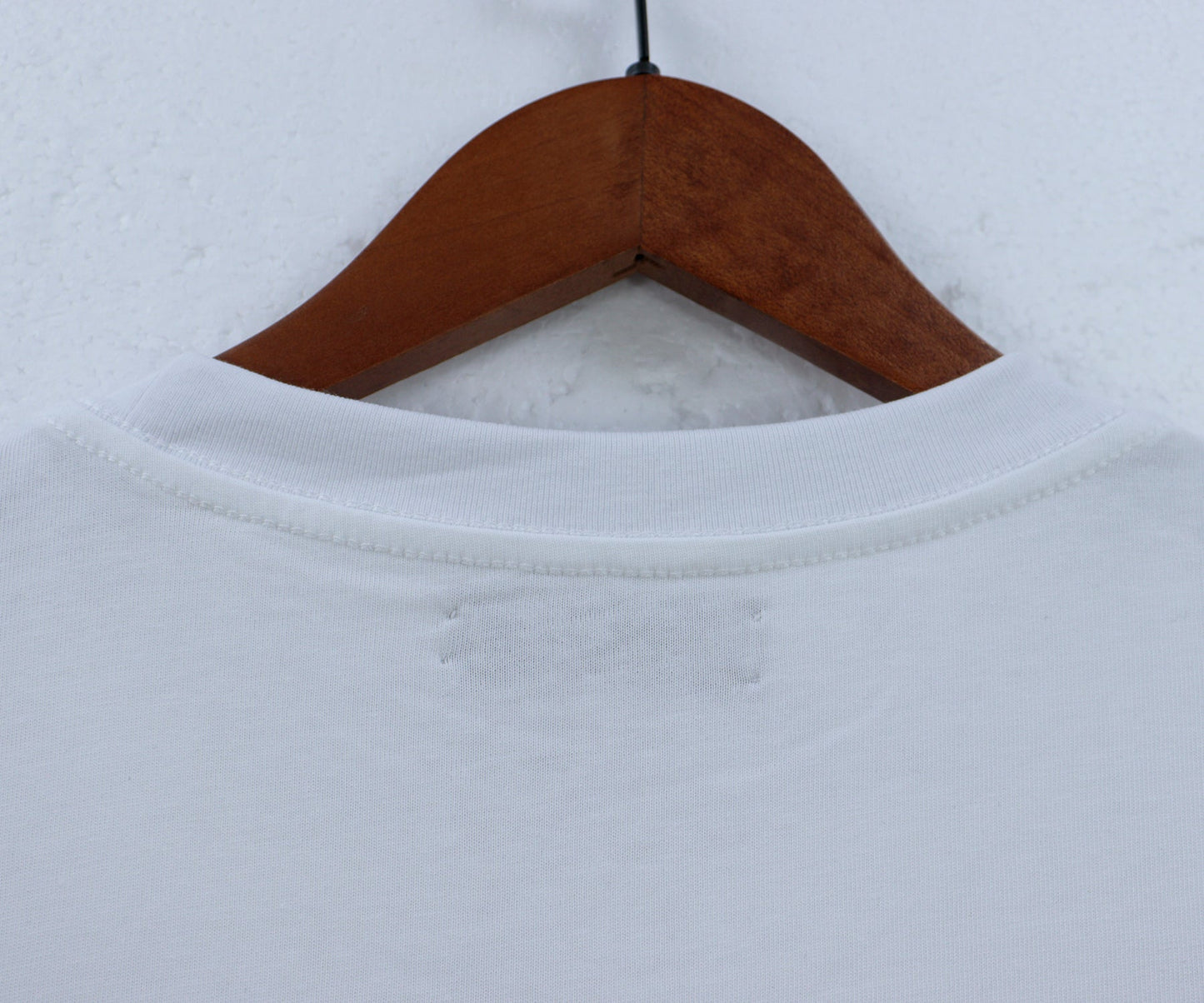 T-Shirt 002 - Fashion Sneaker1818