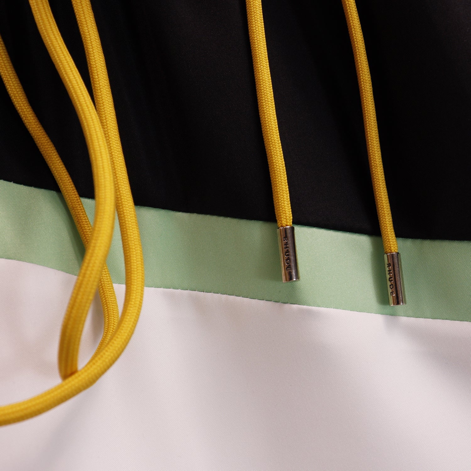 T-Shirt 018 - Fashion Sneaker1818