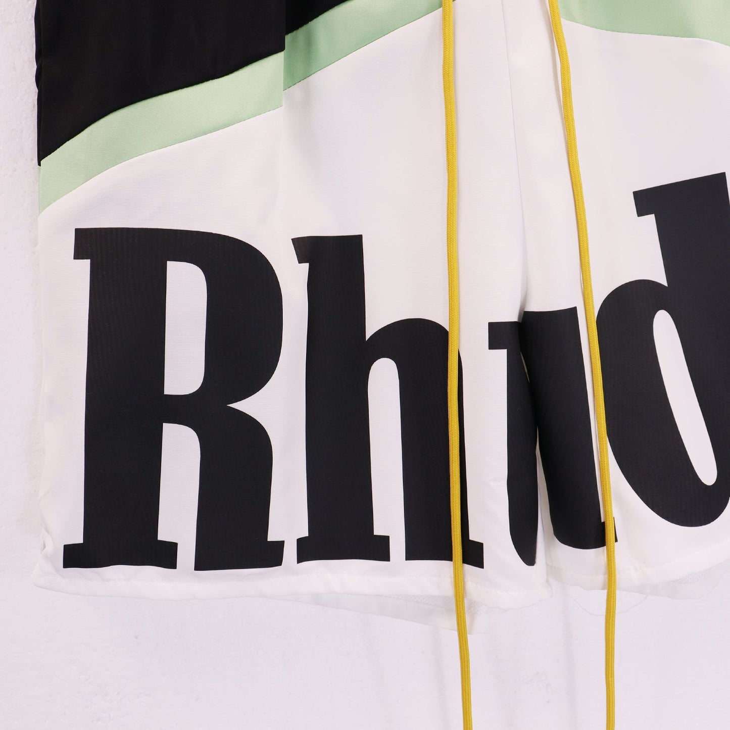 T-Shirt 018 - Fashion Sneaker1818