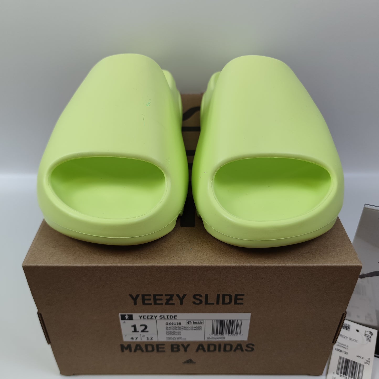Adidas Originals Yeezy Slide "Glow Green" GX6138 - Fashion Sneaker1818