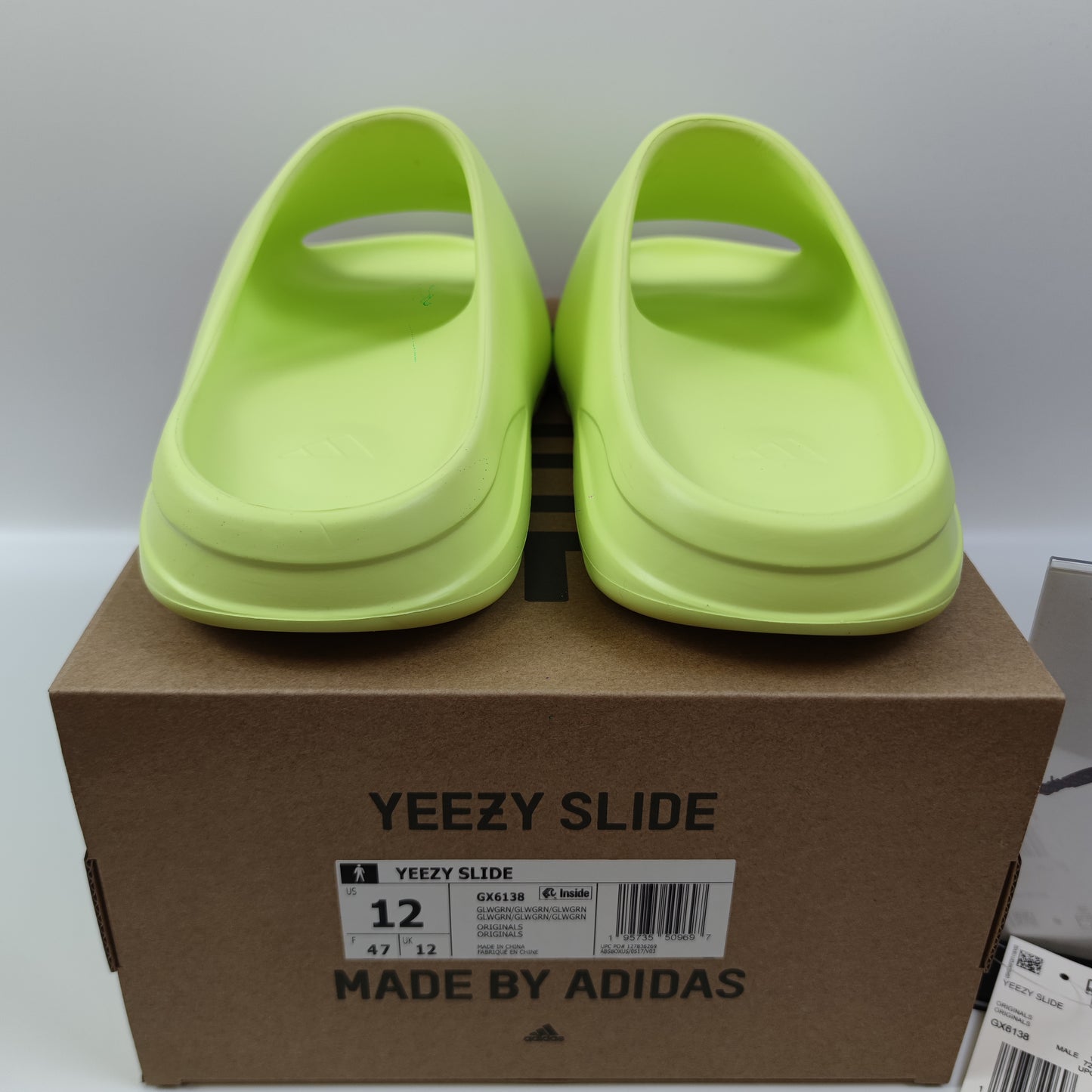 Adidas Originals Yeezy Slide "Glow Green" GX6138 - Fashion Sneaker1818