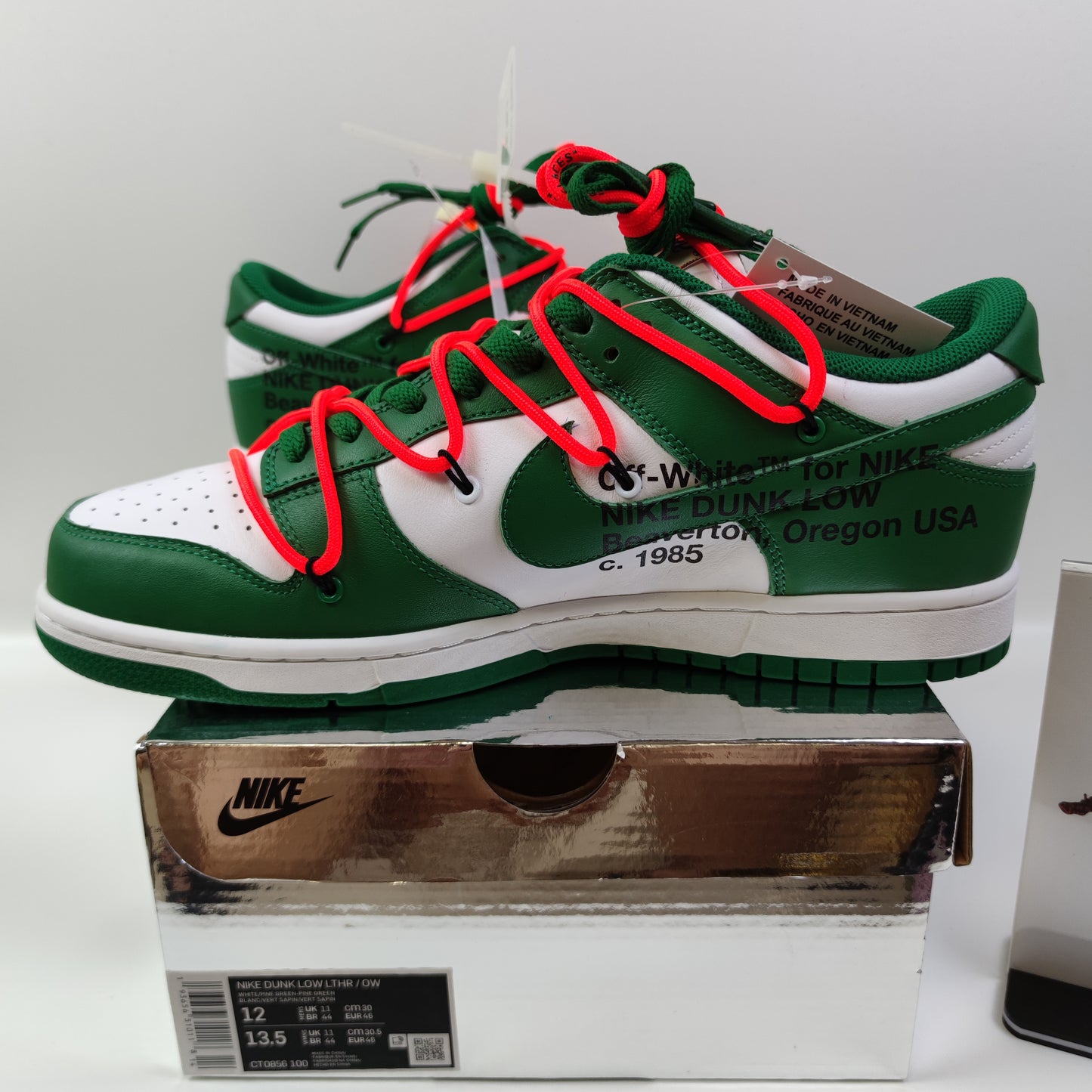 Off-White x Nike Dunk Low LTHR OW CT0856-100 - Fashion Sneaker1818