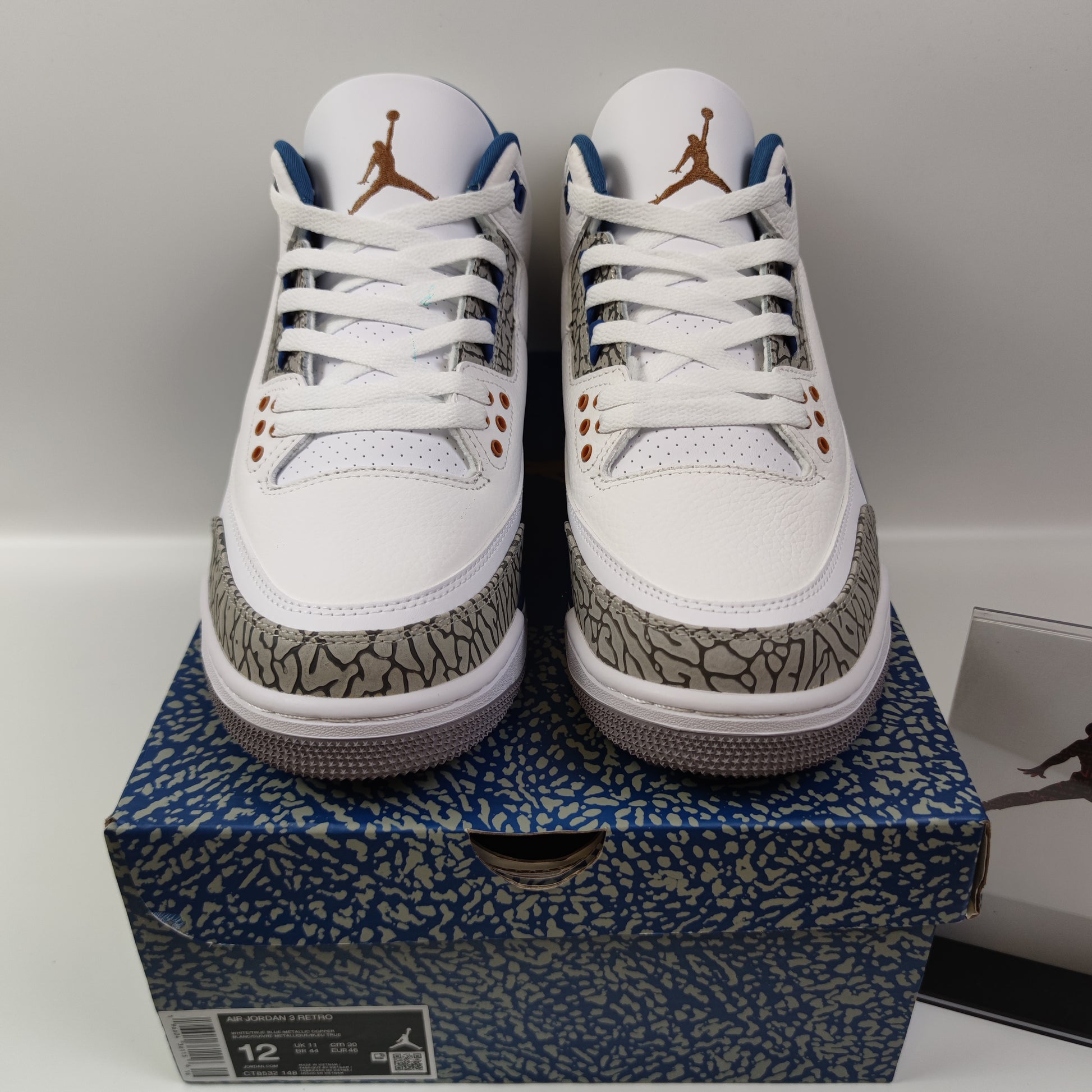 Air Jordan 3 Retro "White and True Blue" CT8532-148 - Fashion Sneaker1818