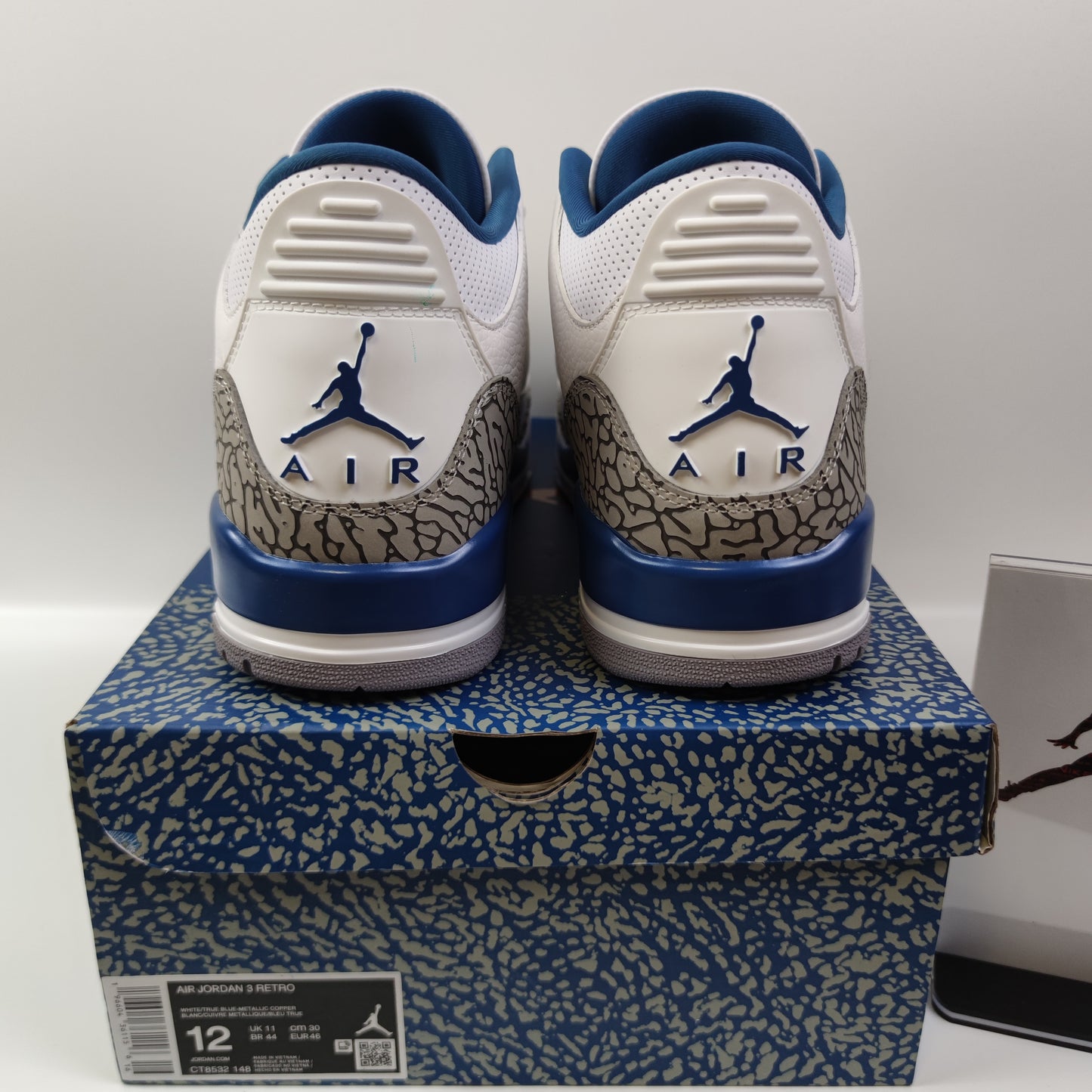 Air Jordan 3 Retro "White and True Blue" CT8532-148 - Fashion Sneaker1818
