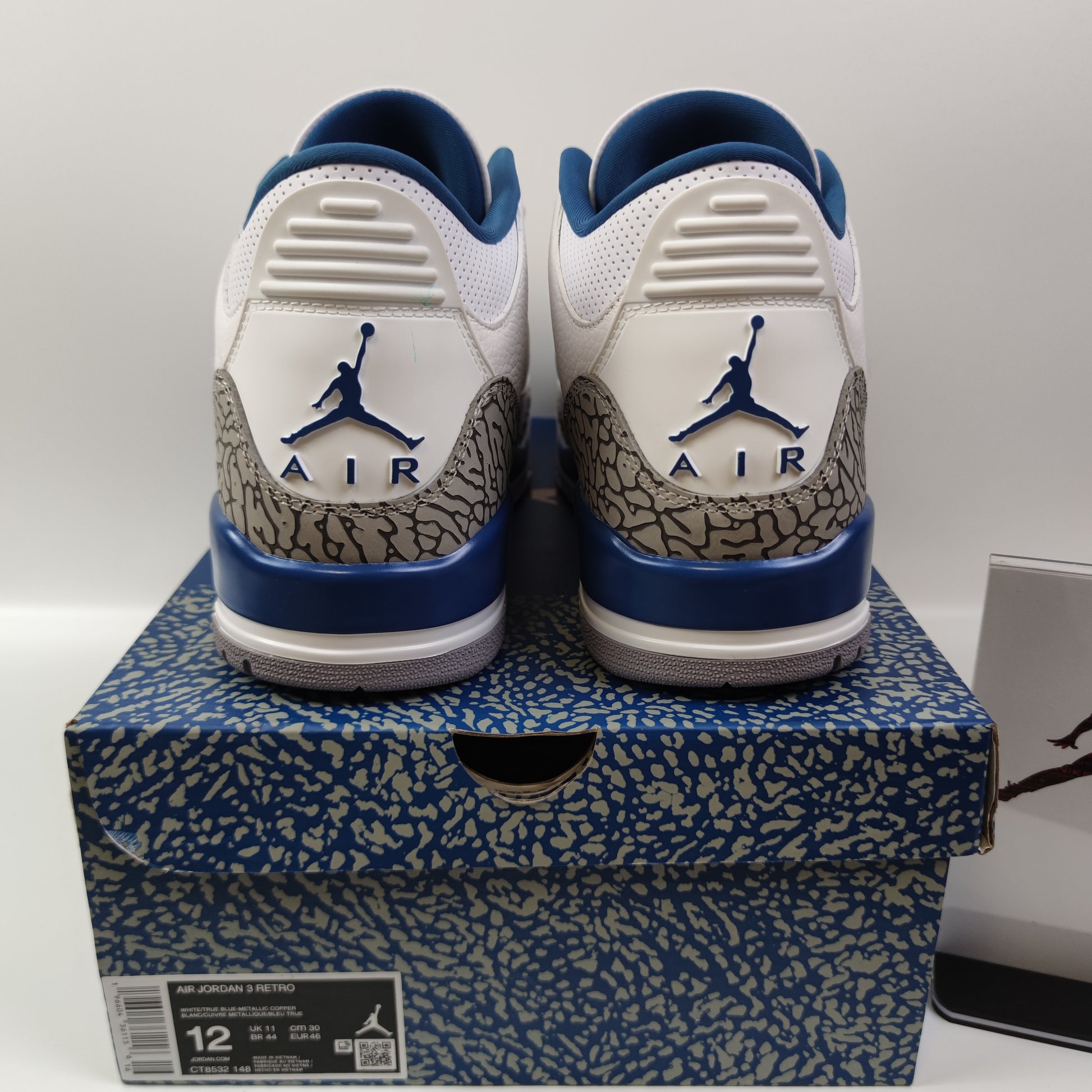 Air Jordan 3 Retro "White and True Blue" CT8532-148 - Fashion Sneaker1818