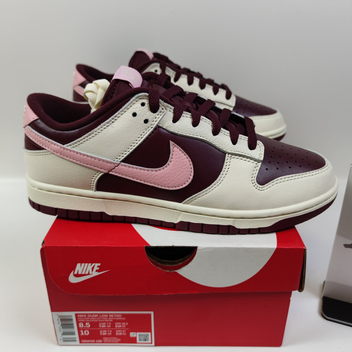 Nike Dunk Low "Night Maroon and Medium Soft Pink" DR9705-100 - Fashion Sneaker1818