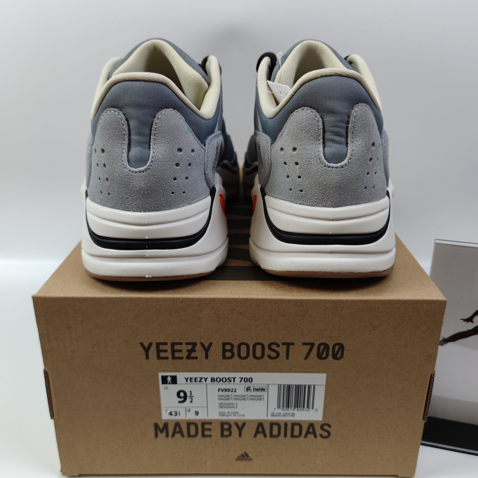 Adidas Originals Yeezy Boost 700 "Magnet" FV9922 - Fashion Sneaker1818