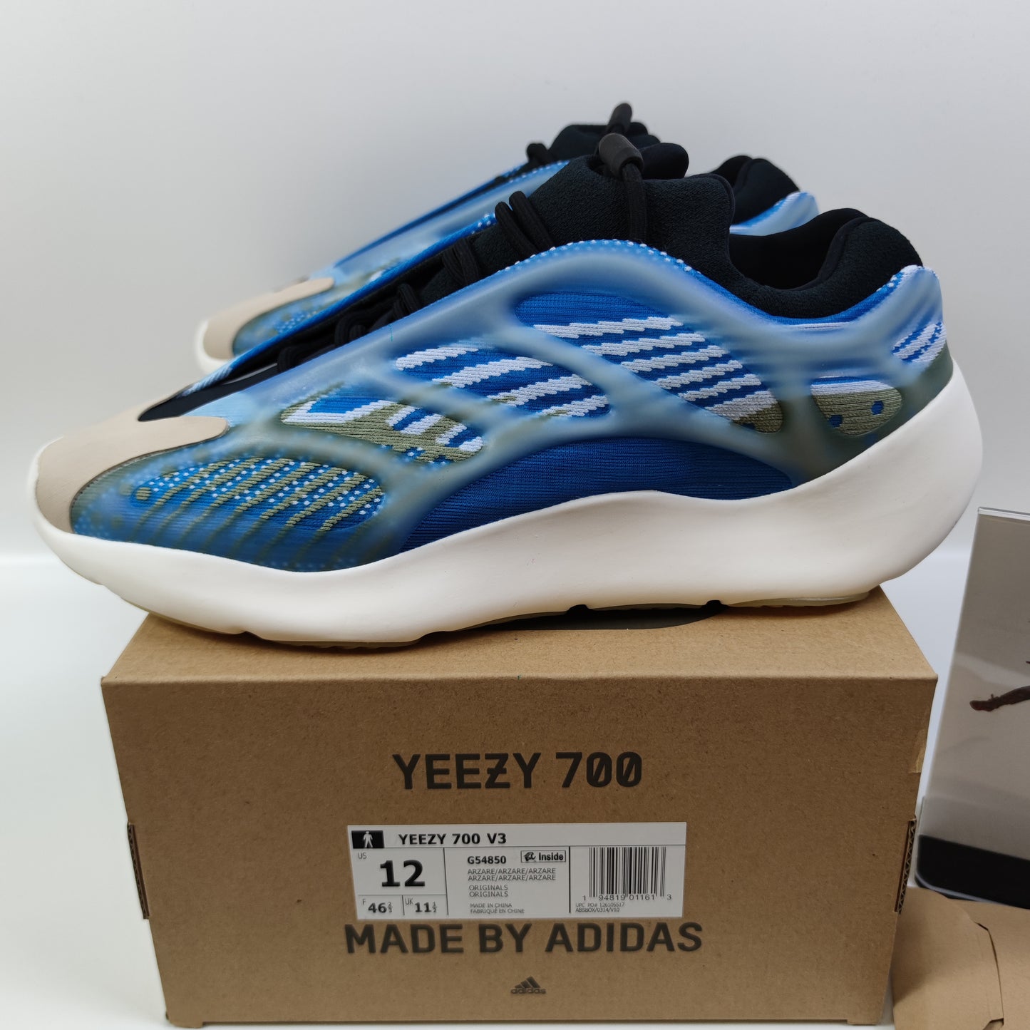 Adidas Originals Yeezy Boost 700 V3 Arzareth PU G54850 - Fashion Sneaker1818