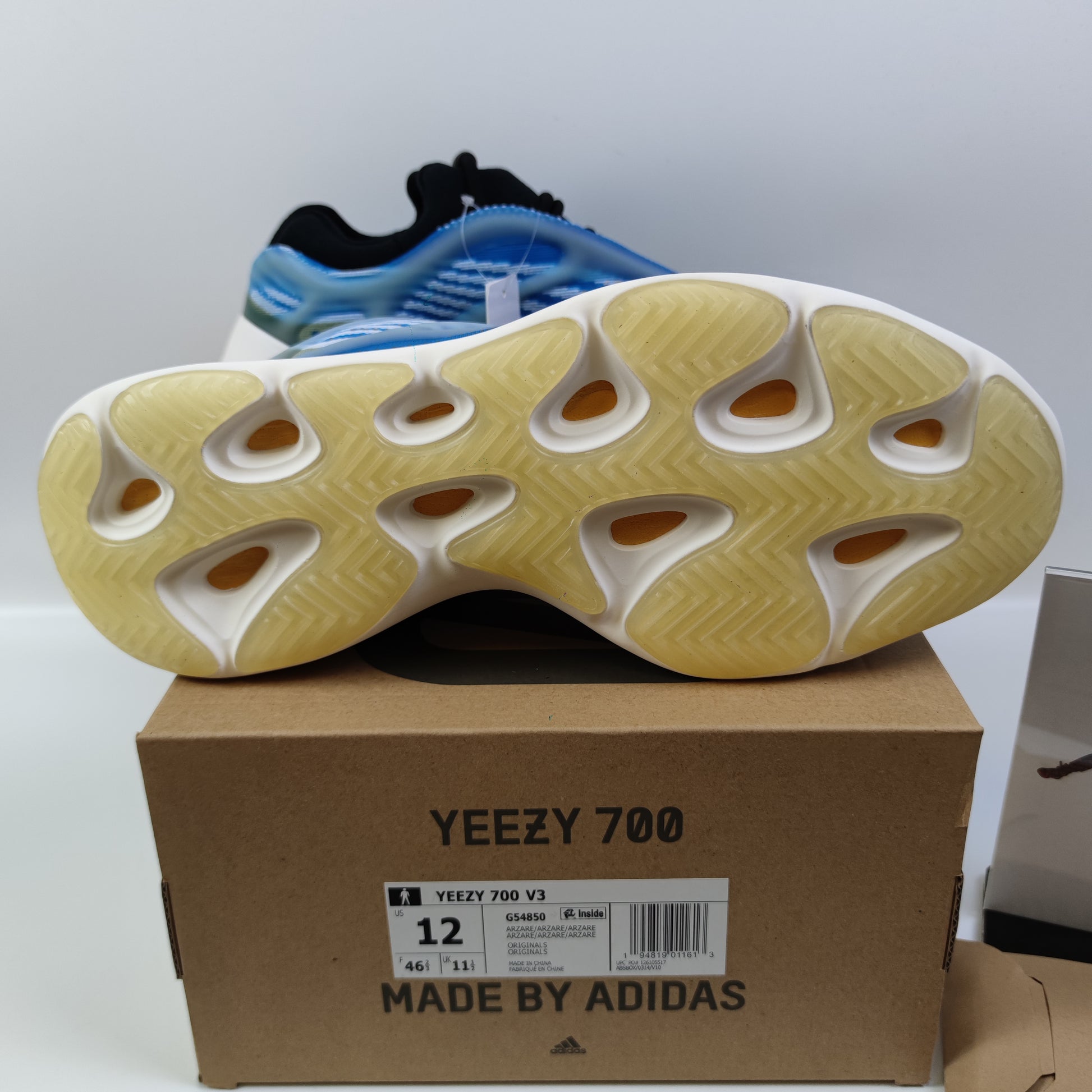 Adidas Originals Yeezy Boost 700 V3 Arzareth PU G54850 - Fashion Sneaker1818