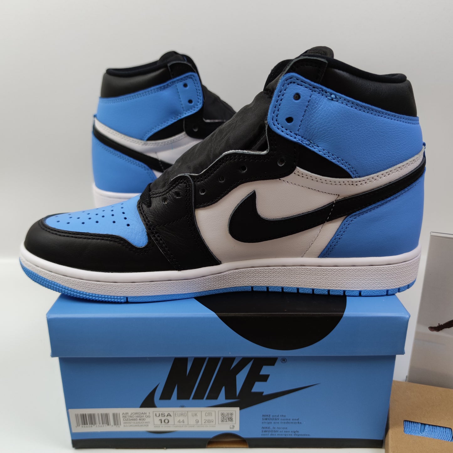 Air Jordan 1 High OG "University Blue" DZ5485-400 - Fashion Sneaker1818
