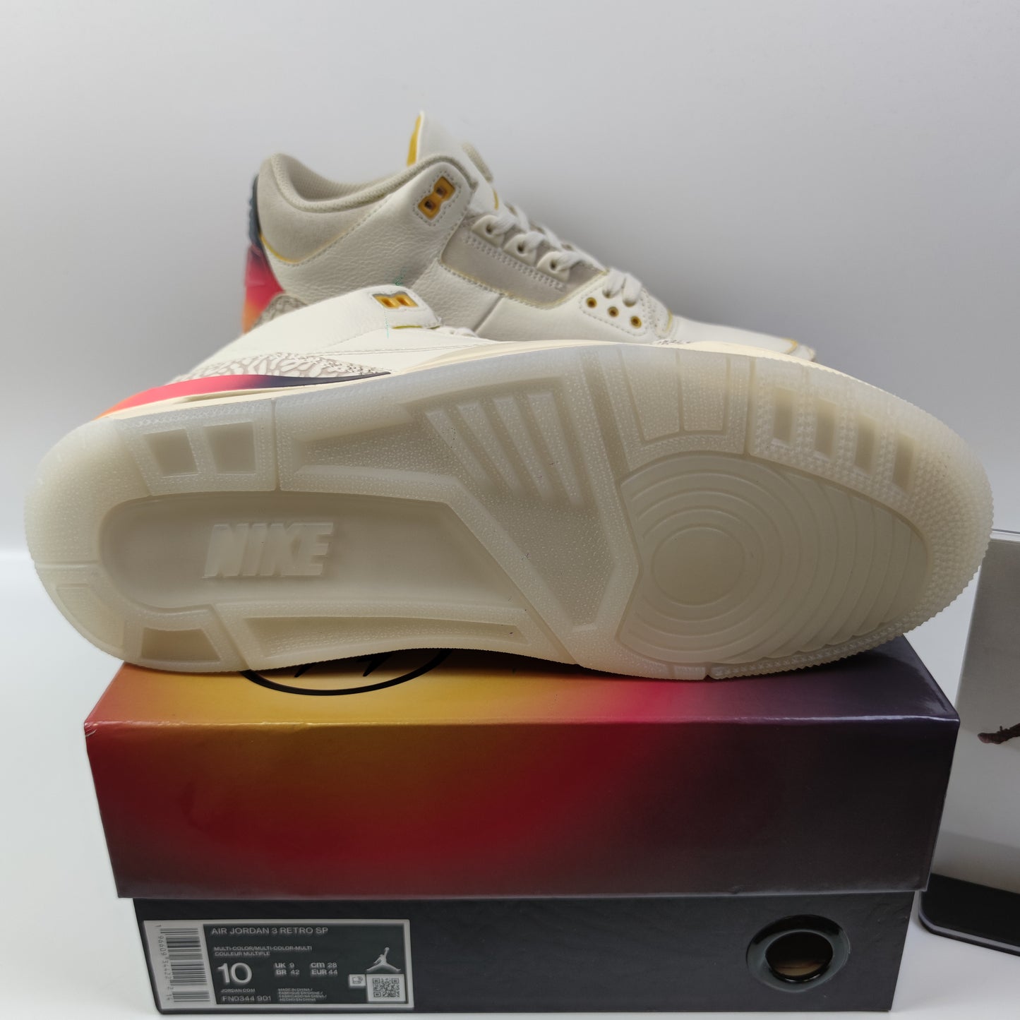 J Balvin x Air Jordan 3 Retro SP FN0344-901 - Fashion Sneaker1818