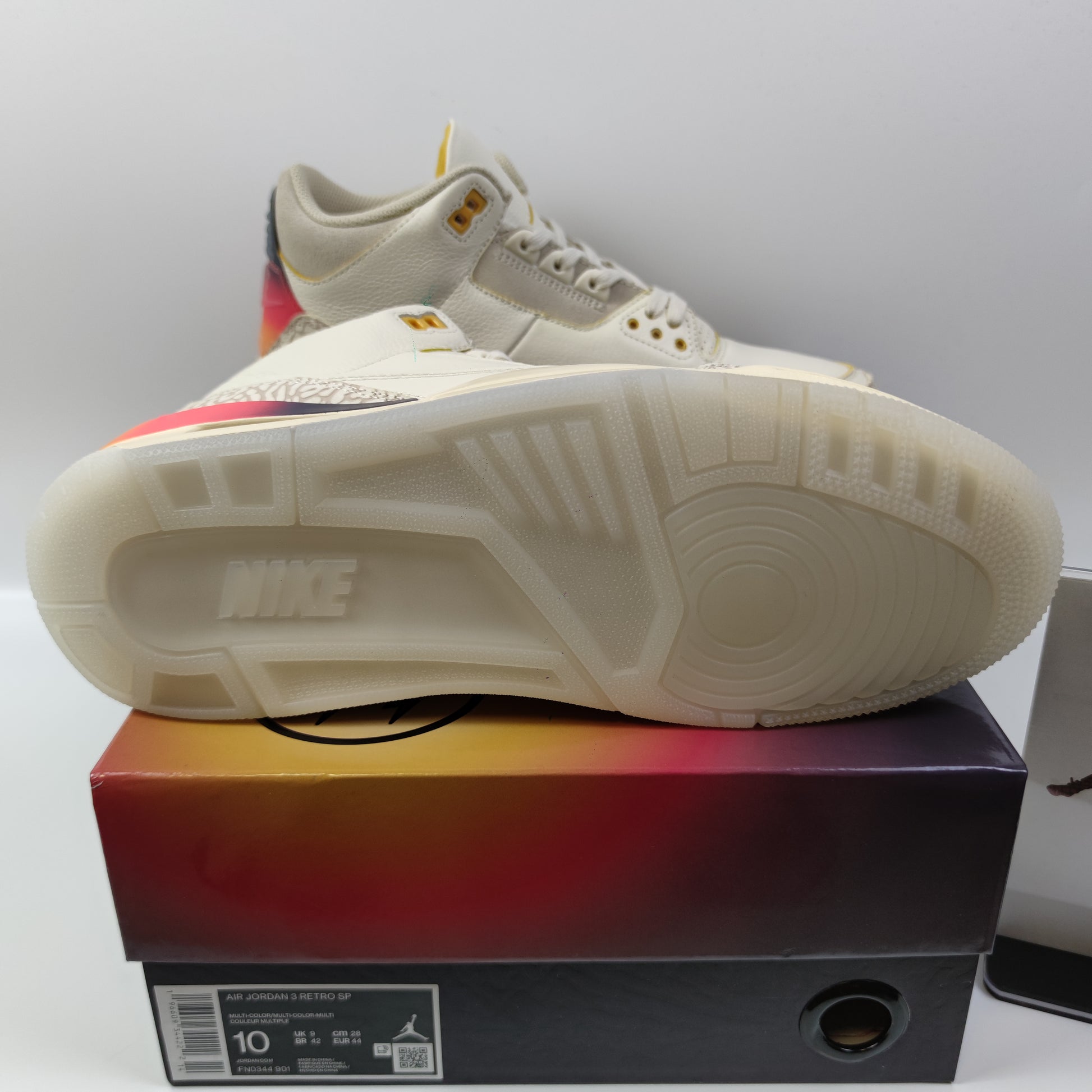 J Balvin x Air Jordan 3 Retro SP FN0344-901 - Fashion Sneaker1818