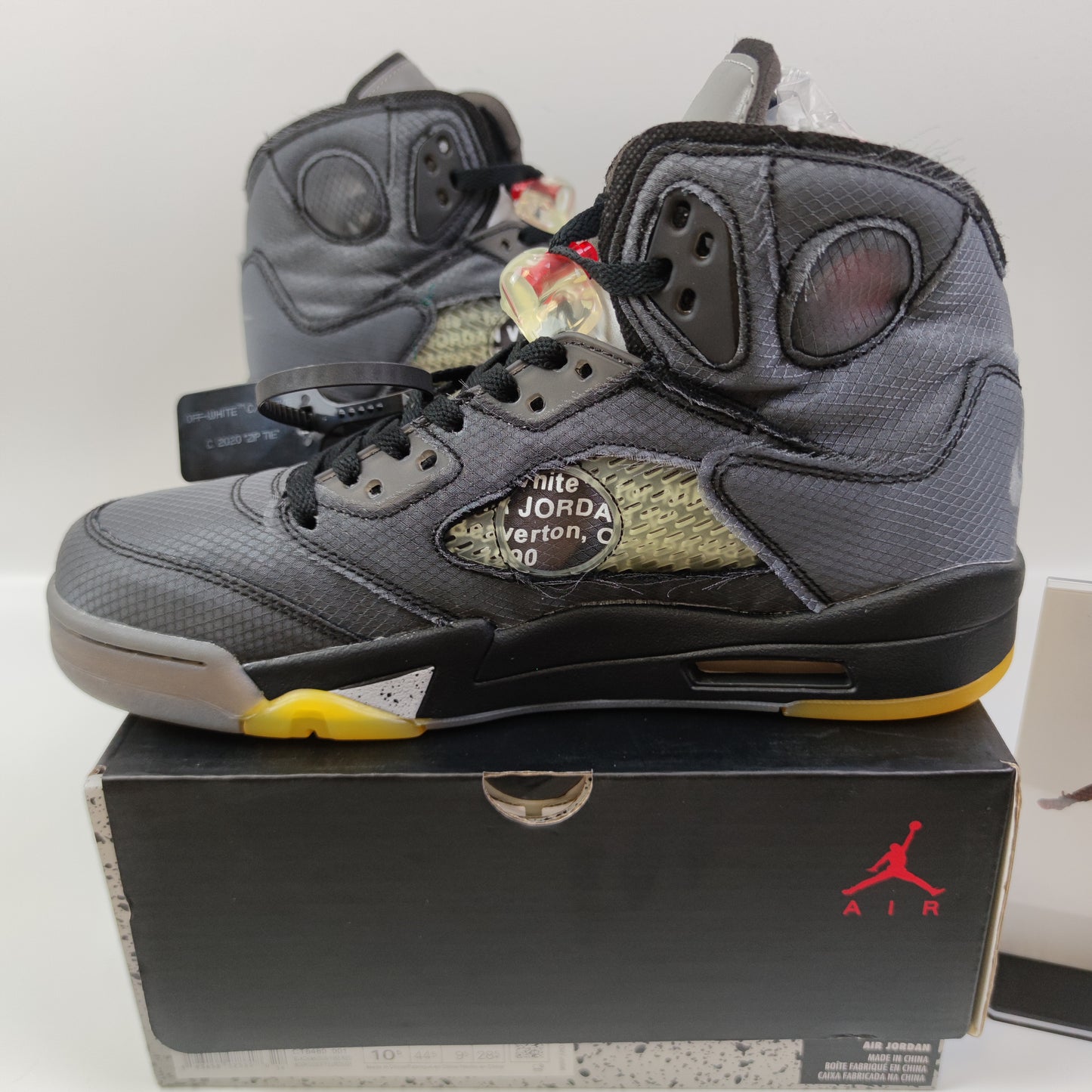 Off-White x Air Jordan 5 Retro SP CT8480-001 - Fashion Sneaker1818