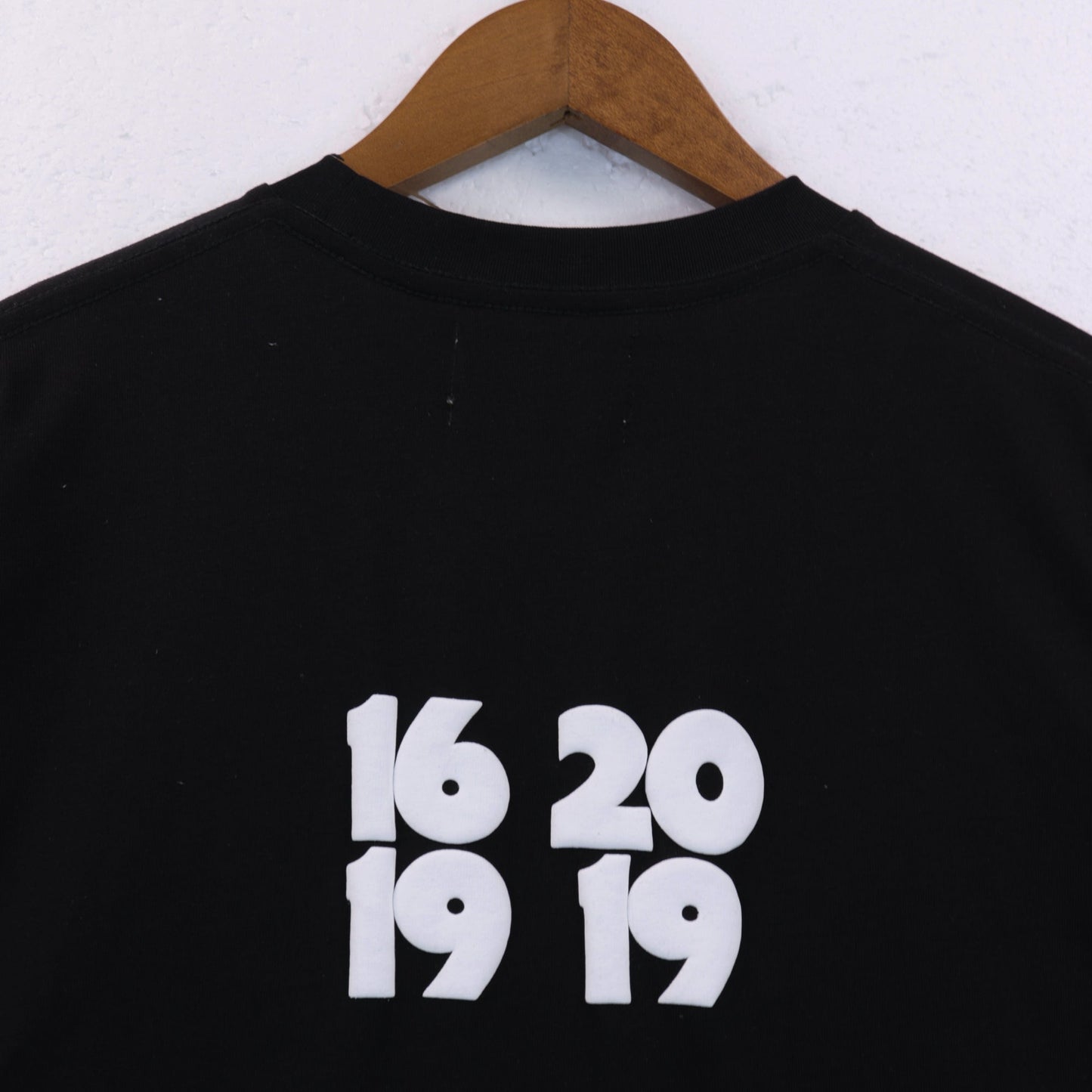 T-Shirt 001 - Fashion Sneaker1818