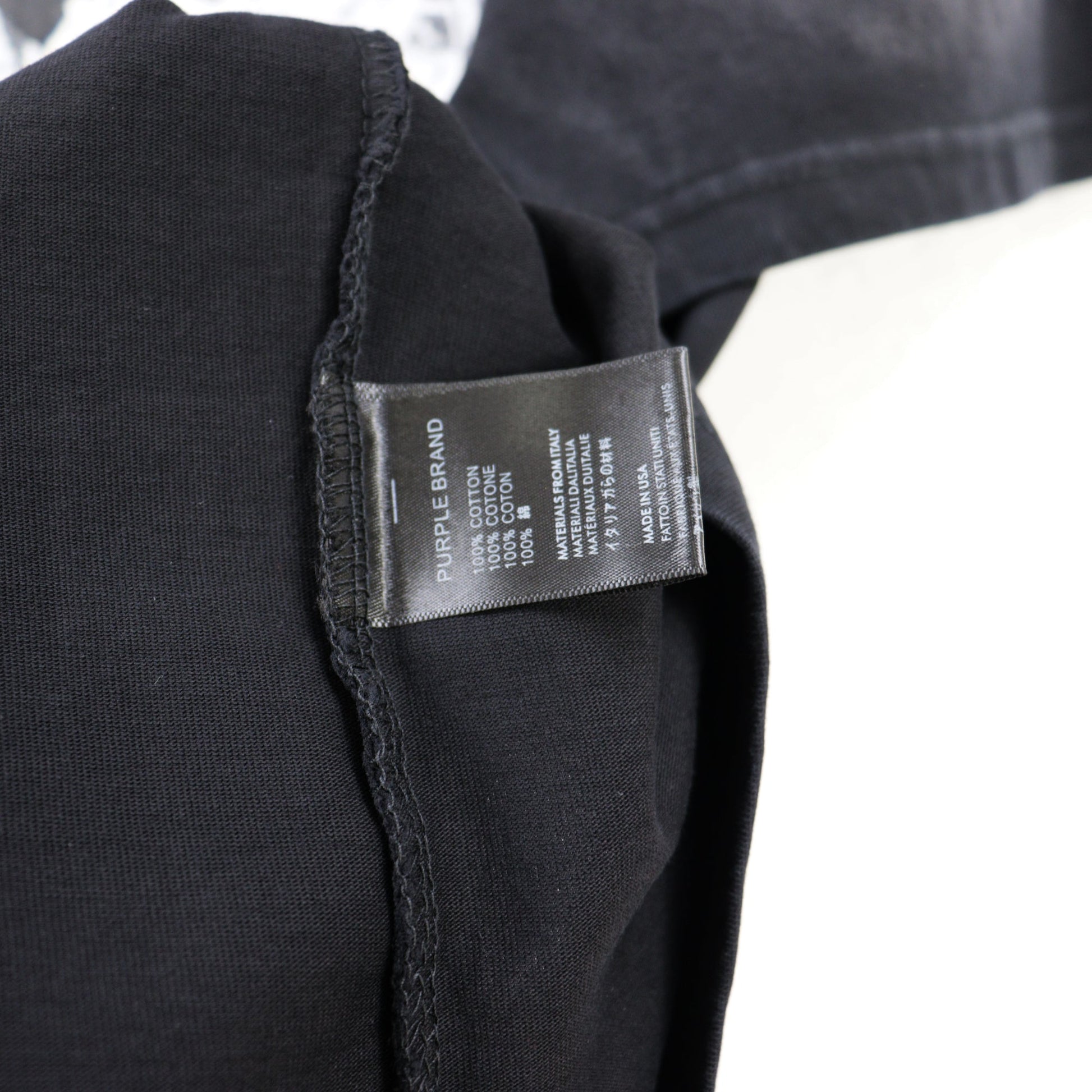 T-Shirt 003 - Fashion Sneaker1818