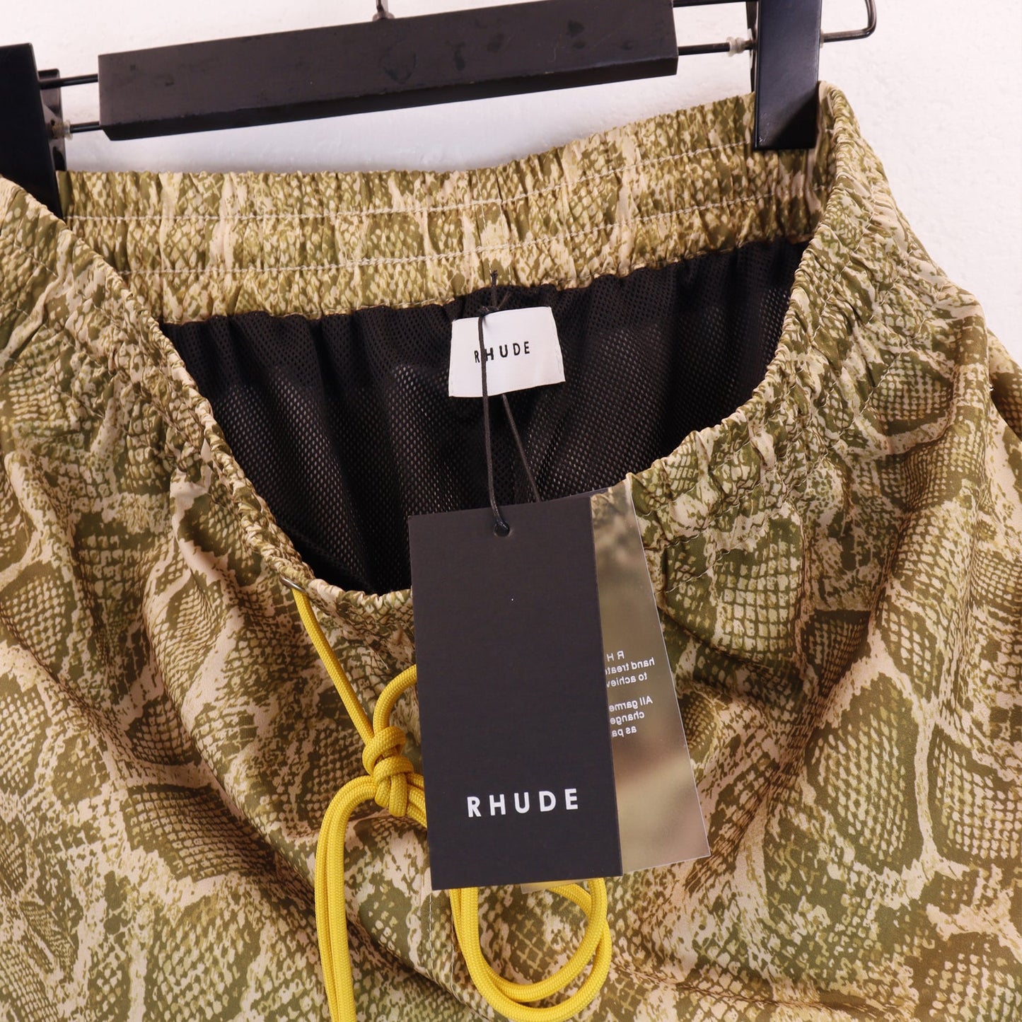 T-Shirt 009 - Fashion Sneaker1818