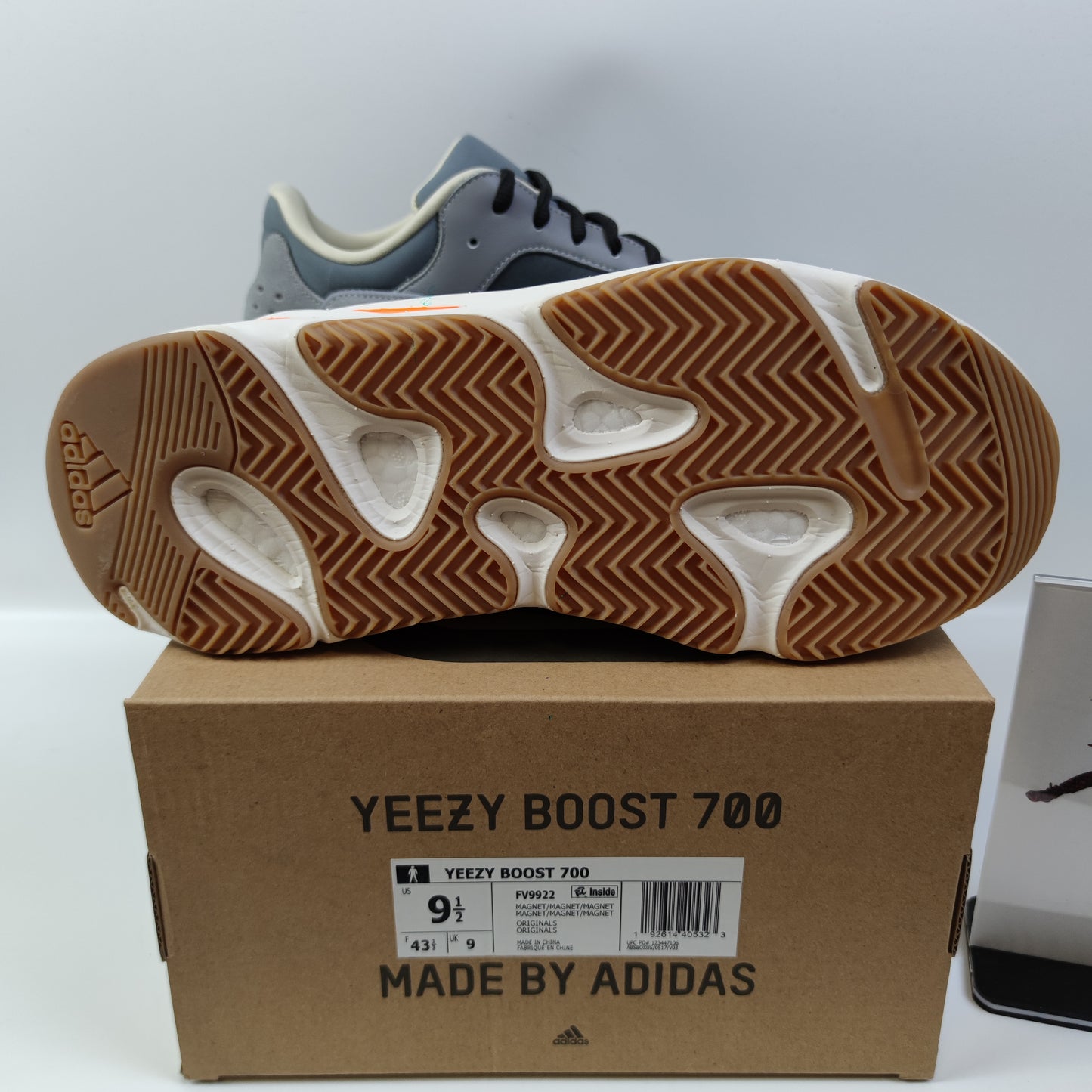 Adidas Originals Yeezy Boost 700 "Magnet" FV9922 - Fashion Sneaker1818