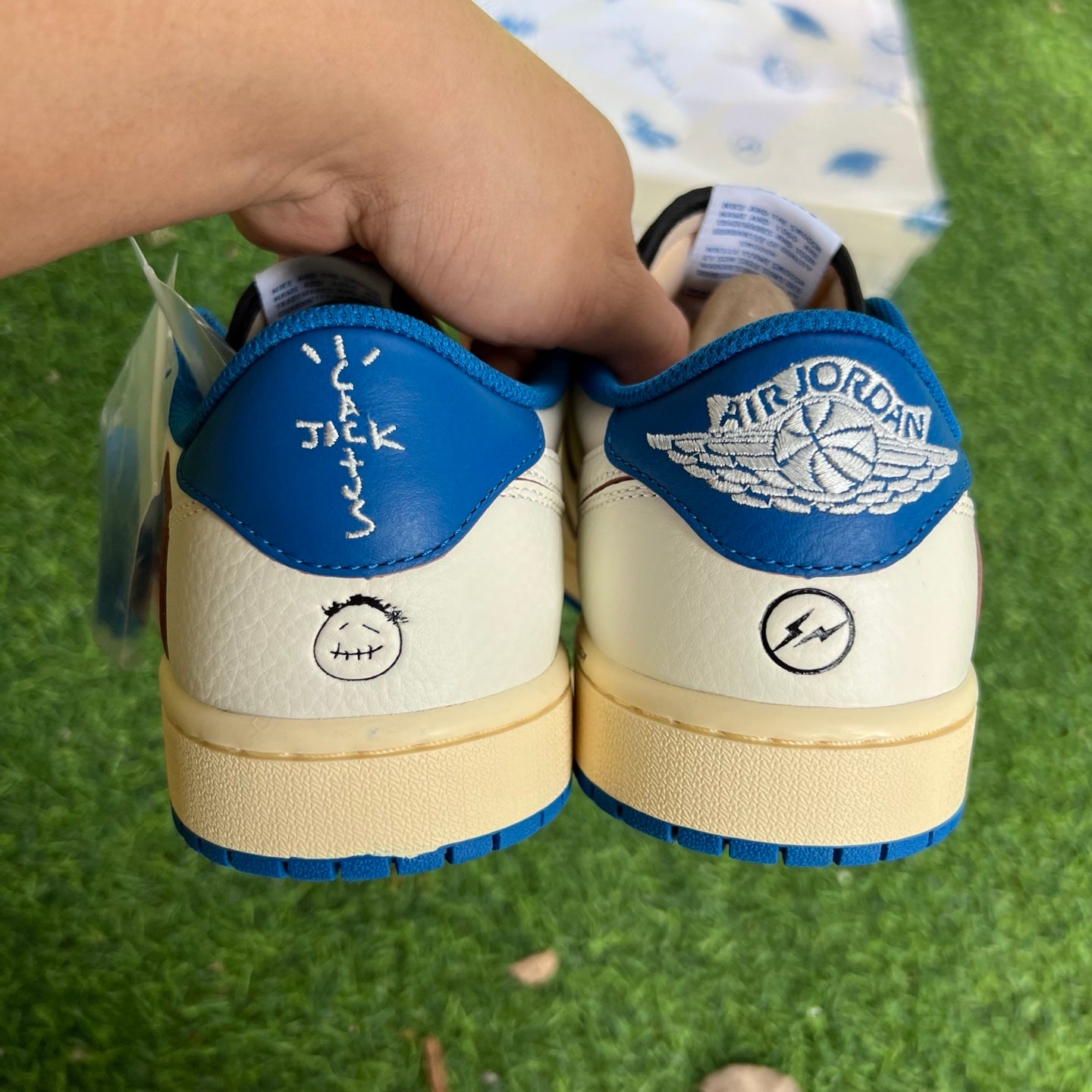 Travis Scott x Air Jordan 1 Low OG DM7866-104 - Yiwu Misiyou E-commerce Co., Ltd.