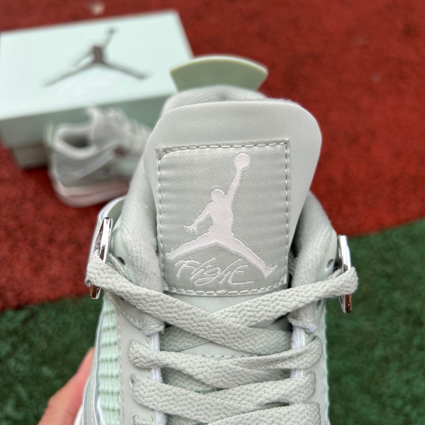 Air Jordan 4 Retro "Seafoam" HV0823-003