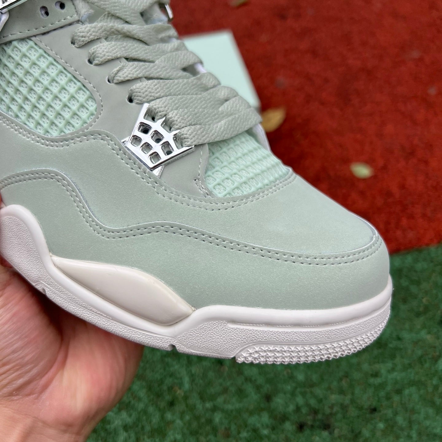 Air Jordan 4 Retro "Seafoam" HV0823-003