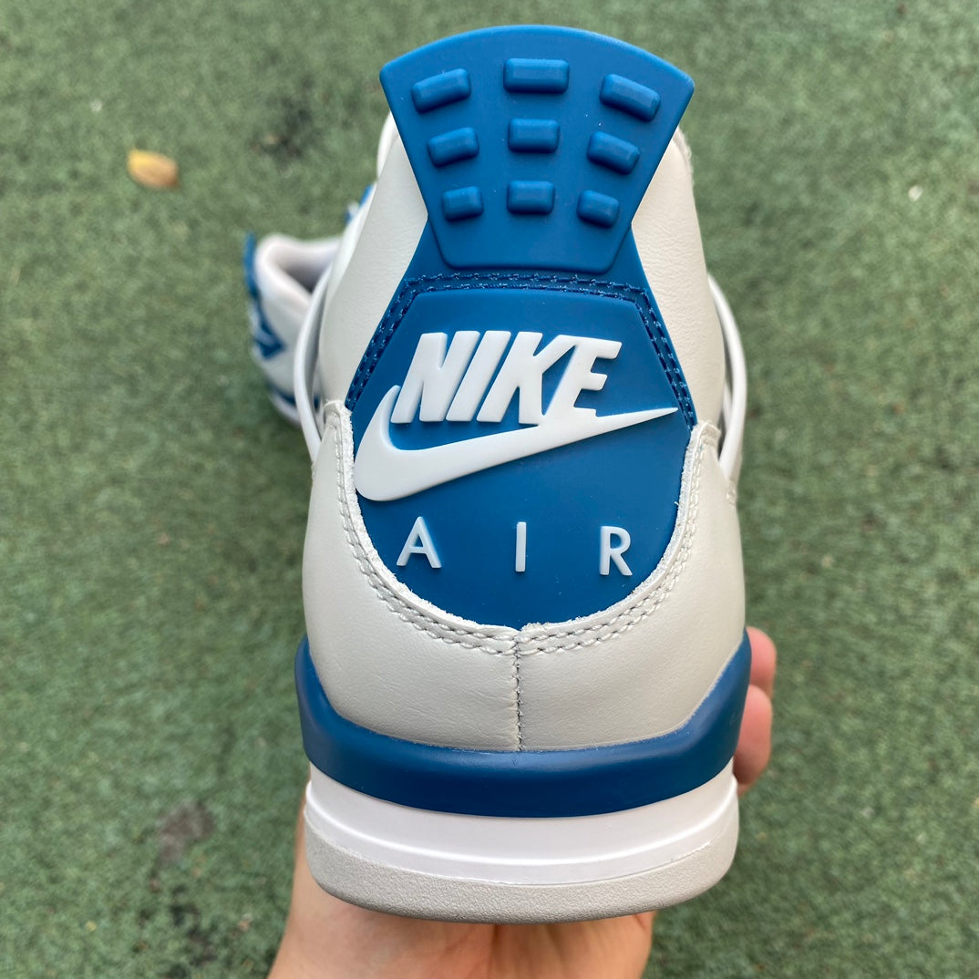 Air Jordan 4 Retro "Military Blue" FV5029-141