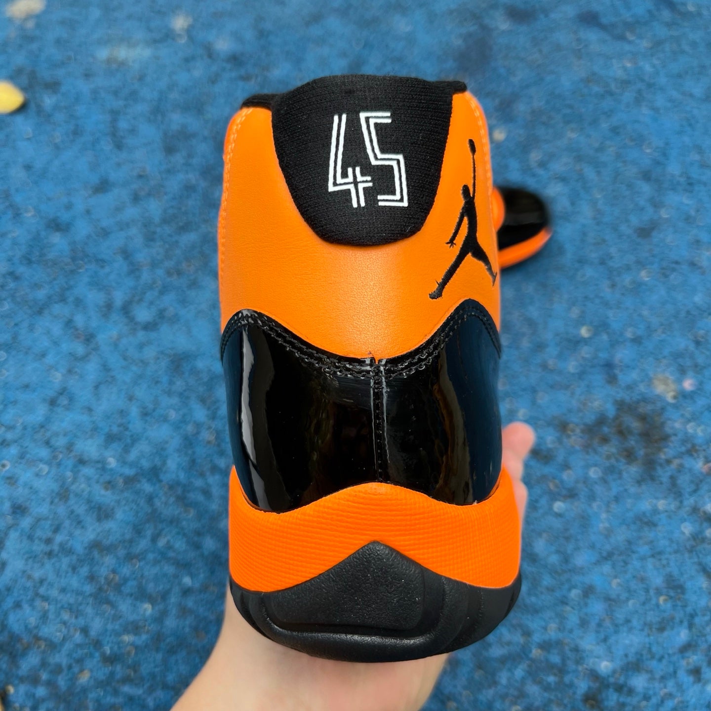 Air Jordan 11 Retro CT8012-800