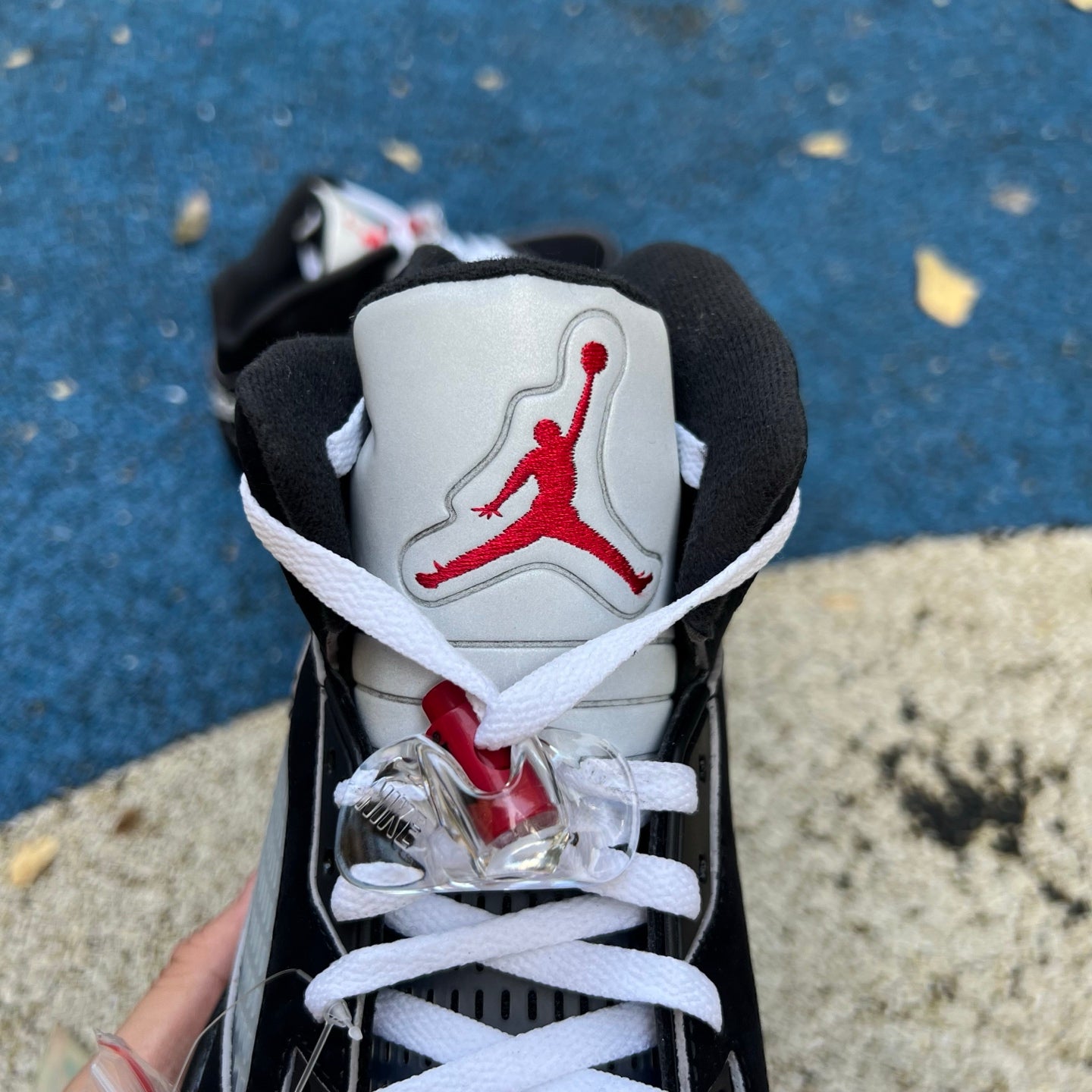 Air Jordan 5 "Black Metallic Reimagined" HF3975-001