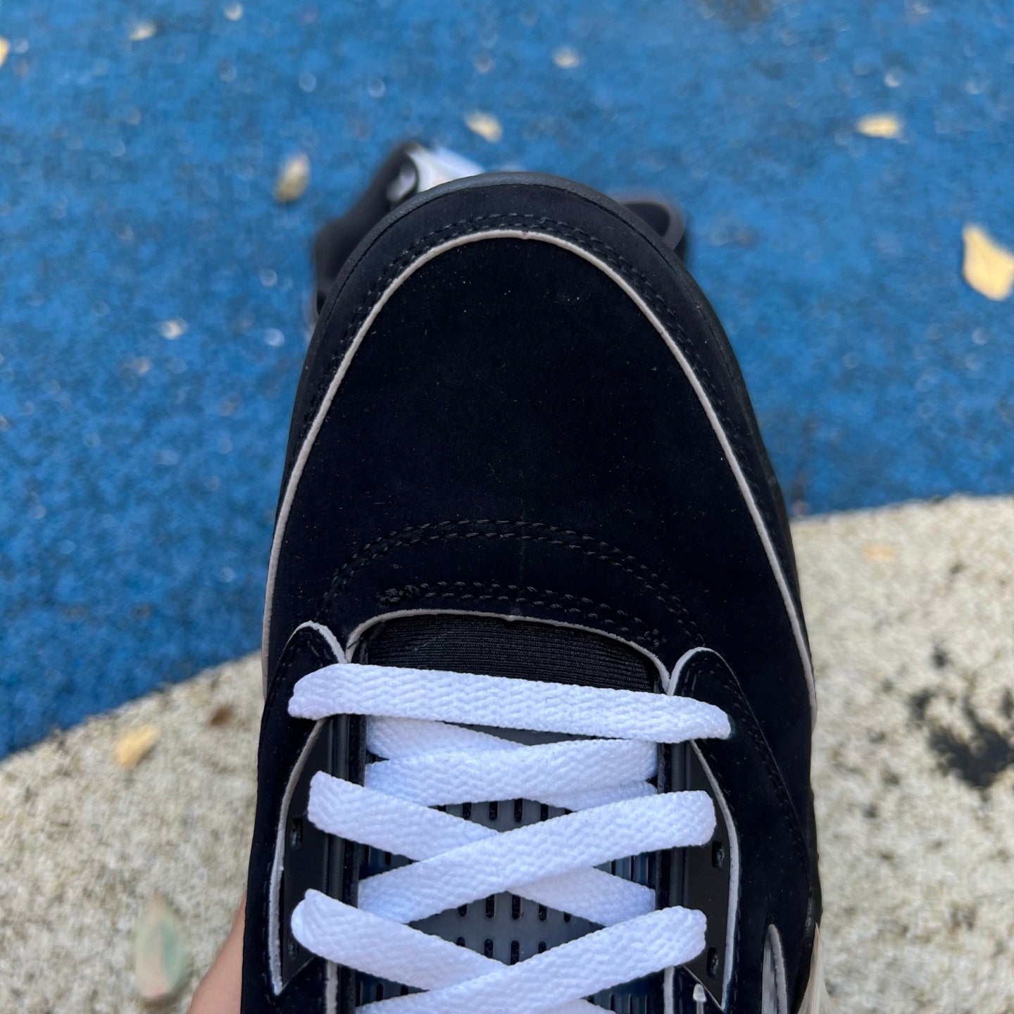 Air Jordan 5 "Black Metallic Reimagined" HF3975-001