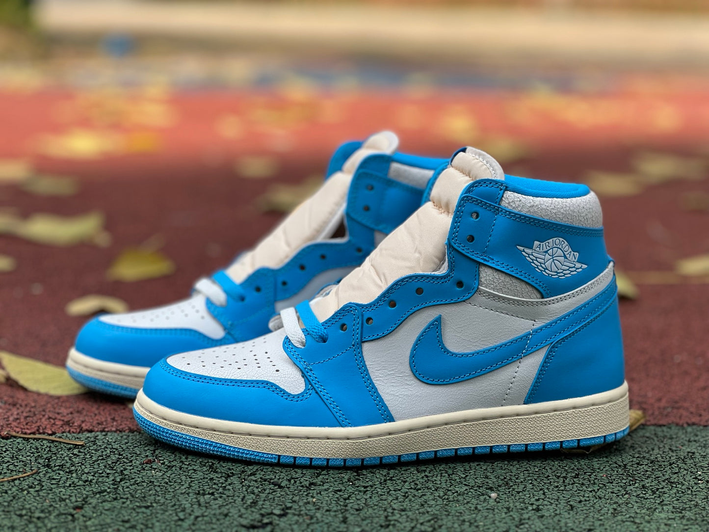 Air Jordan 1 Retro High OG "UNC Reimagined" DZ5485-402
