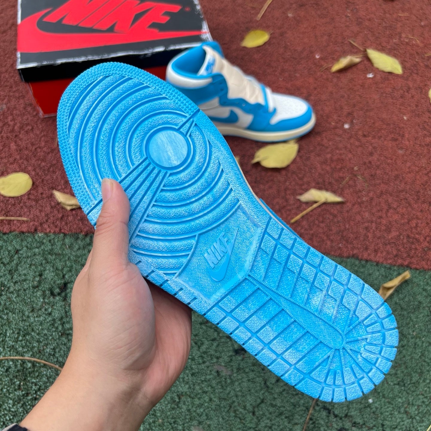 Air Jordan 1 Retro High OG "UNC Reimagined" DZ5485-402