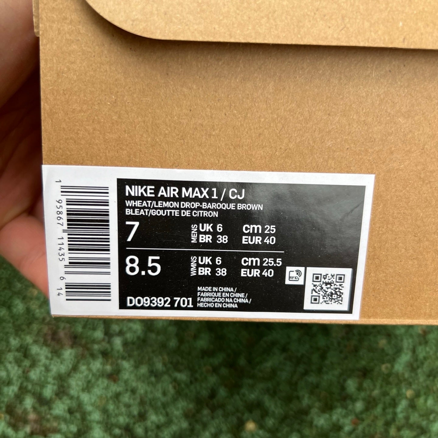 Travis Scott x Nike Air Max 1 "wheat" DO9392-701