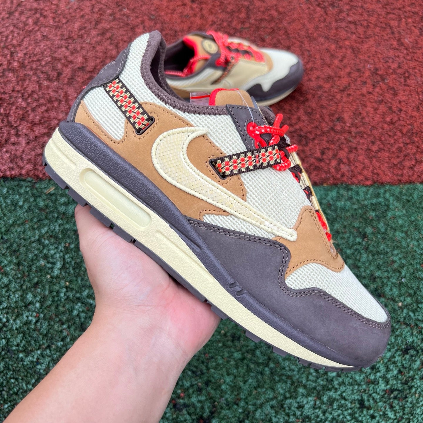 Travis Scott x Nike Air Max 1 "baroque brown" DO9392-200
