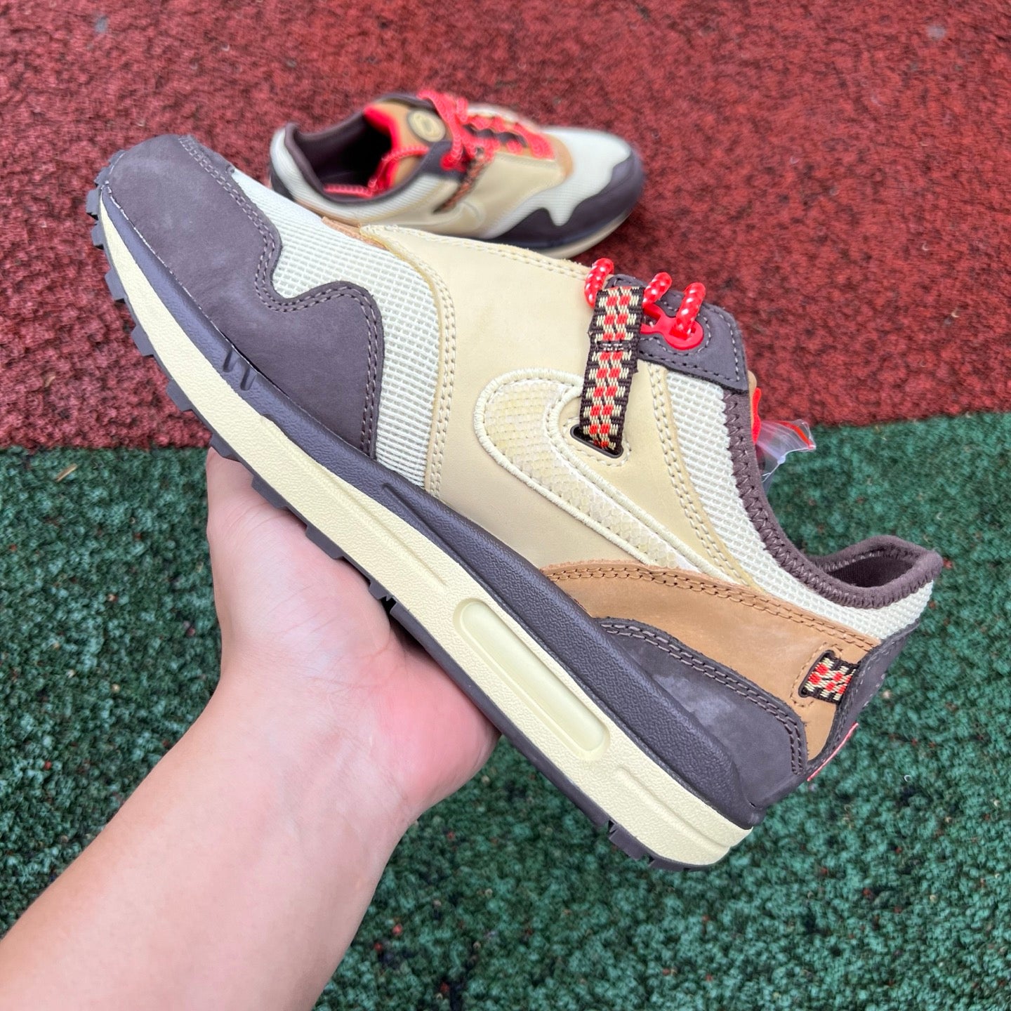 Travis Scott x Nike Air Max 1 "baroque brown" DO9392-200
