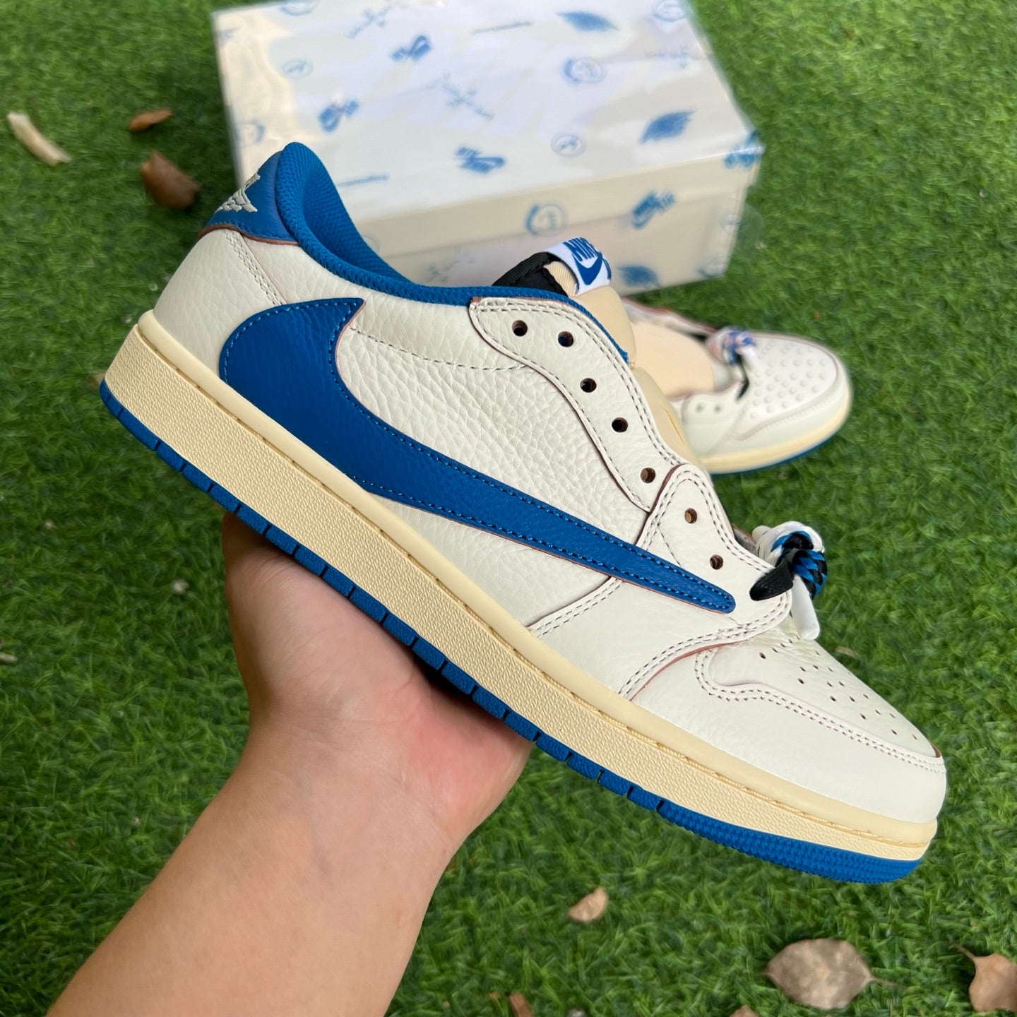 Travis Scott x Air Jordan 1 Low OG DM7866-104