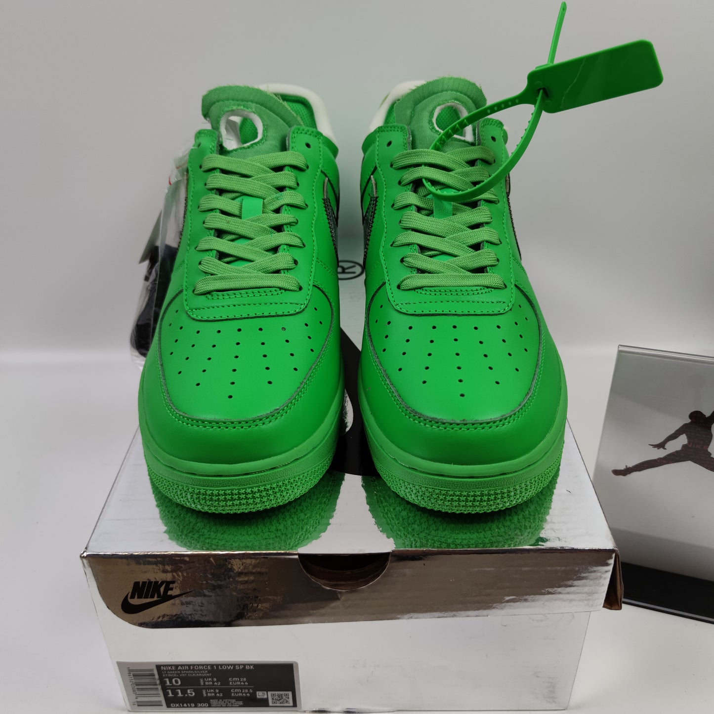 Off-White x Nike Air Force 1 Low "Green" DX1419-300 - Fashion Sneaker1818