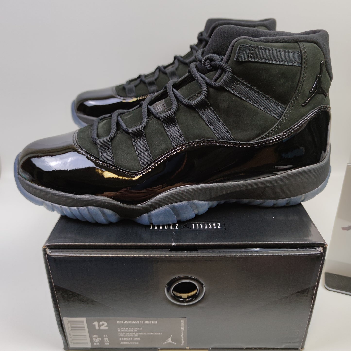 Air Jordan 11 Retro Cap and Gown 378037-005 - Fashion Sneaker1818
