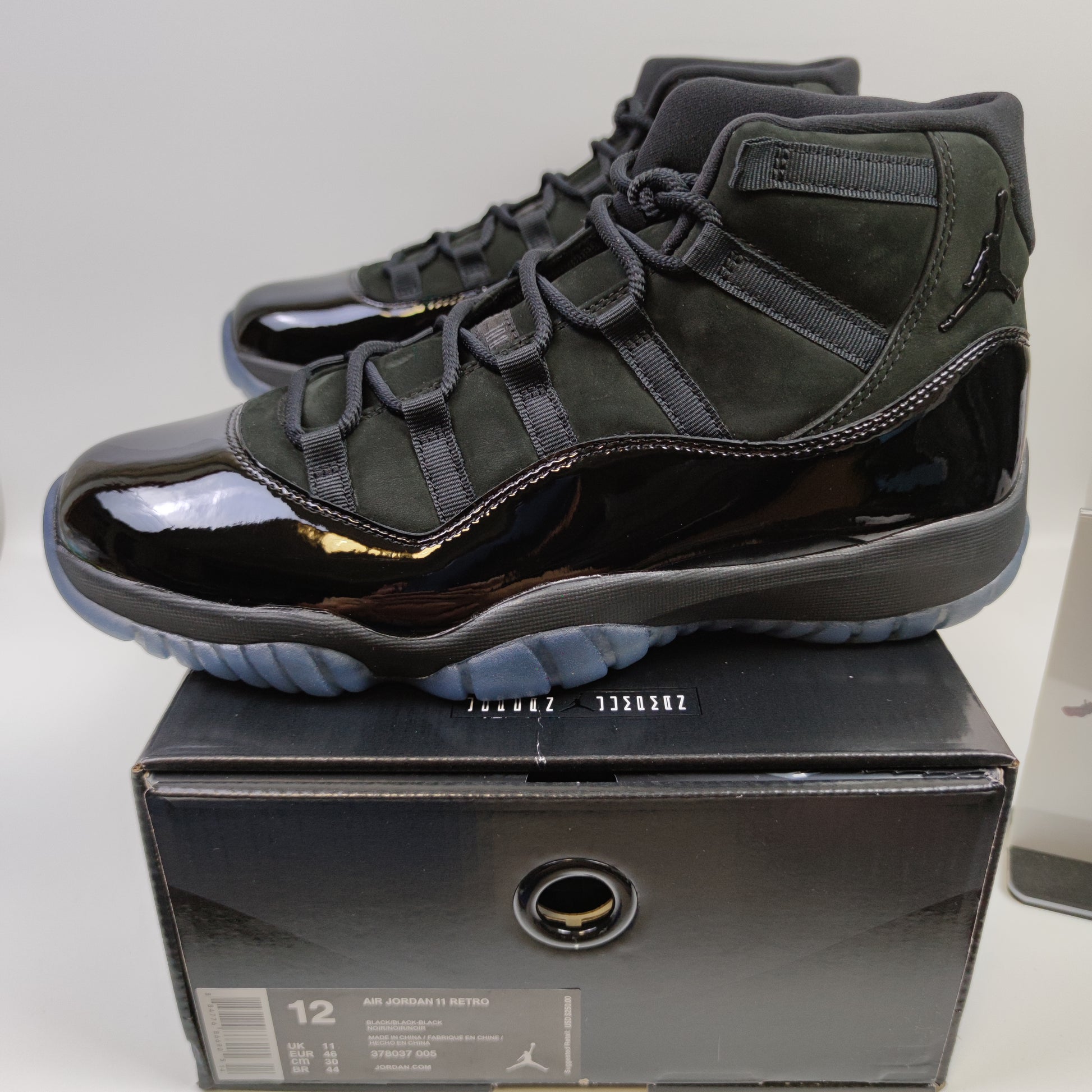 Air Jordan 11 Retro Cap and Gown 378037-005 - Fashion Sneaker1818
