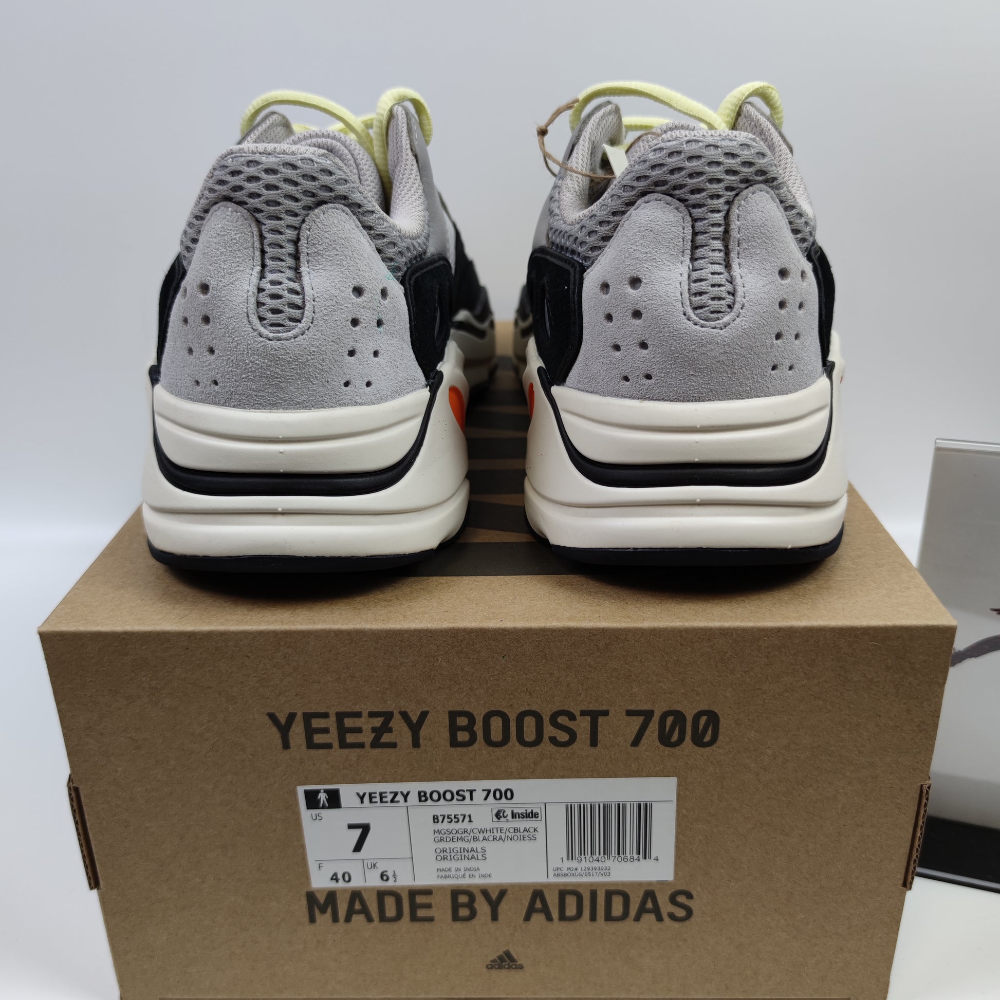 Adidas Originals Yeezy Boost 700 "Wave Runner" B75571 - Fashion Sneaker1818