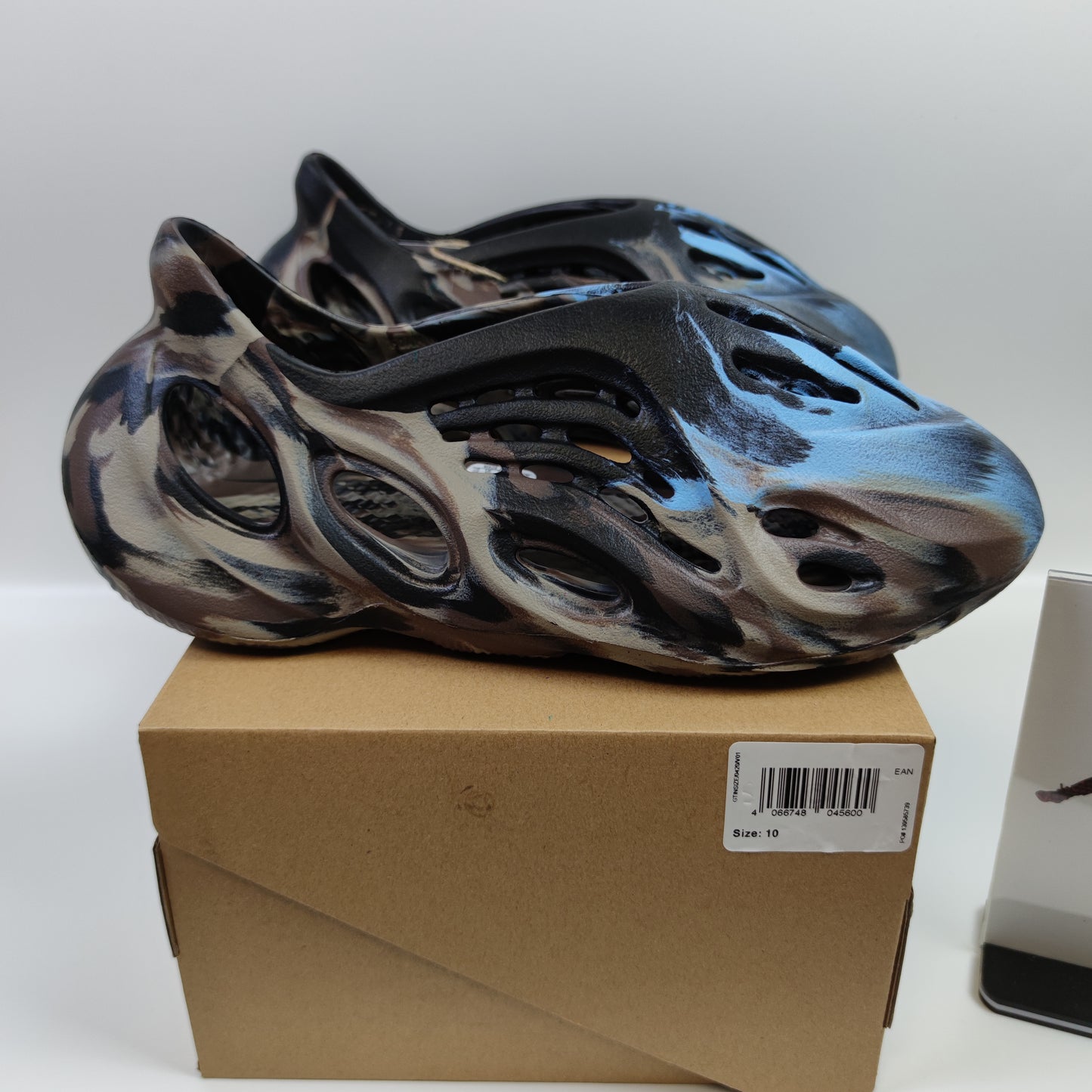 Adidas Originals Yeezy Foam Runner "MX Brown Blue" ID4126 - Fashion Sneaker1818