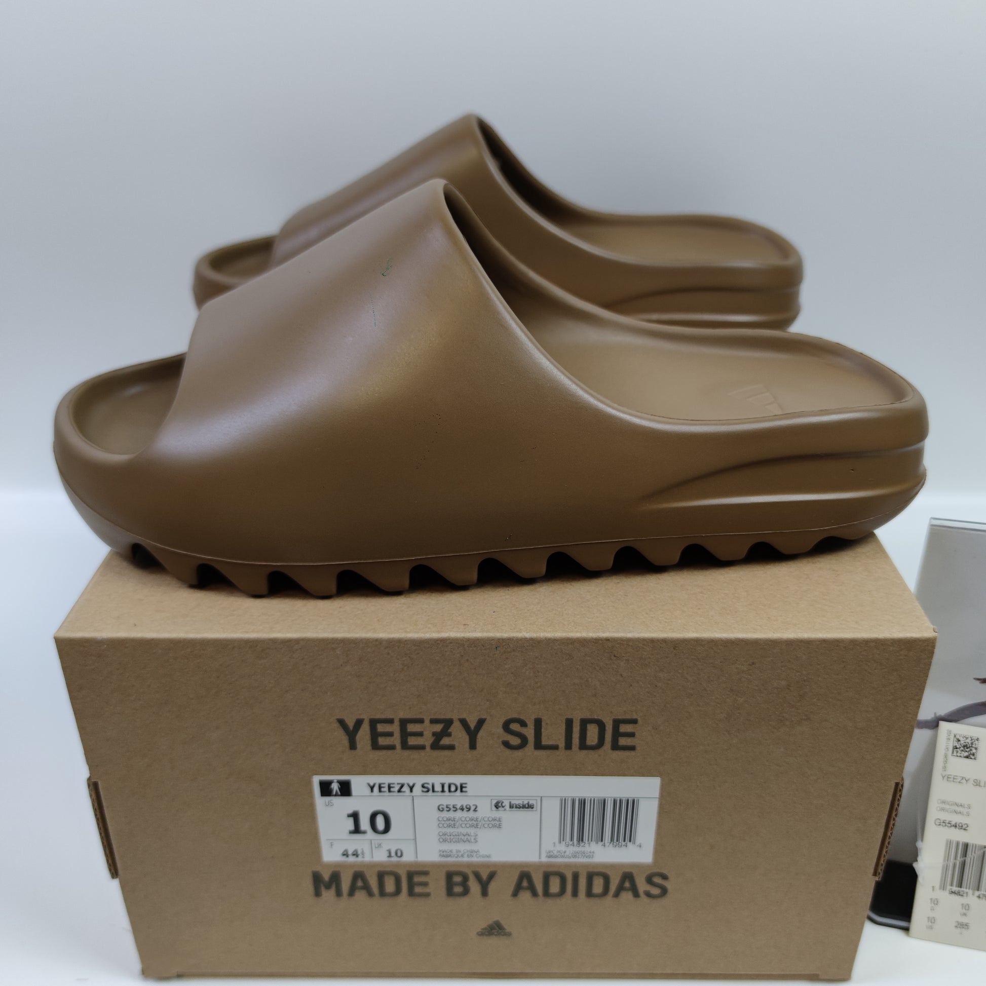 Adidas Originals Yeezy Slide "Core" G55492 - Fashion Sneaker1818