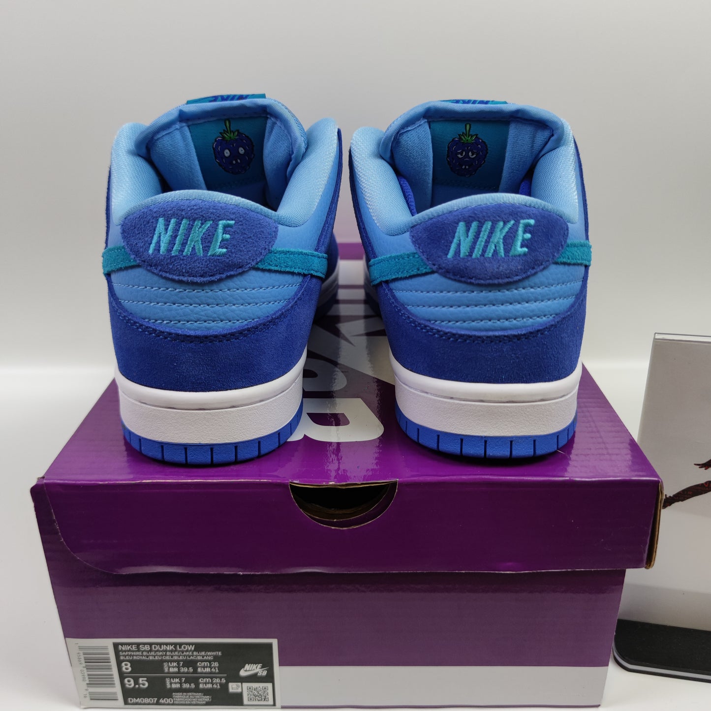 Nike SB Dunk Low Pro "Blue Raspberry" DM0807-400 - Fashion Sneaker1818