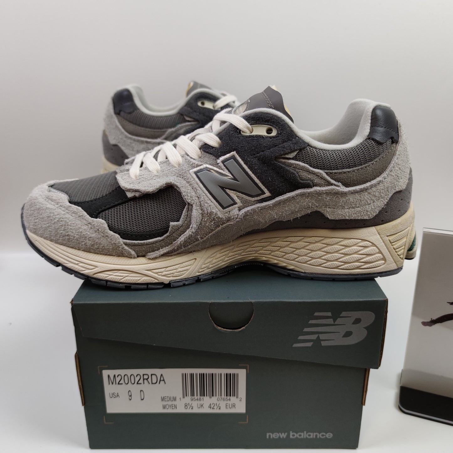 New Balance 2002R "Refined Future" M2002RDA - Fashion Sneaker1818
