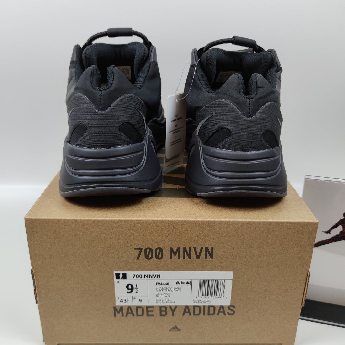 Adidas Originals Yeezy Boost 700 MNVN FV4440 - Fashion Sneaker1818