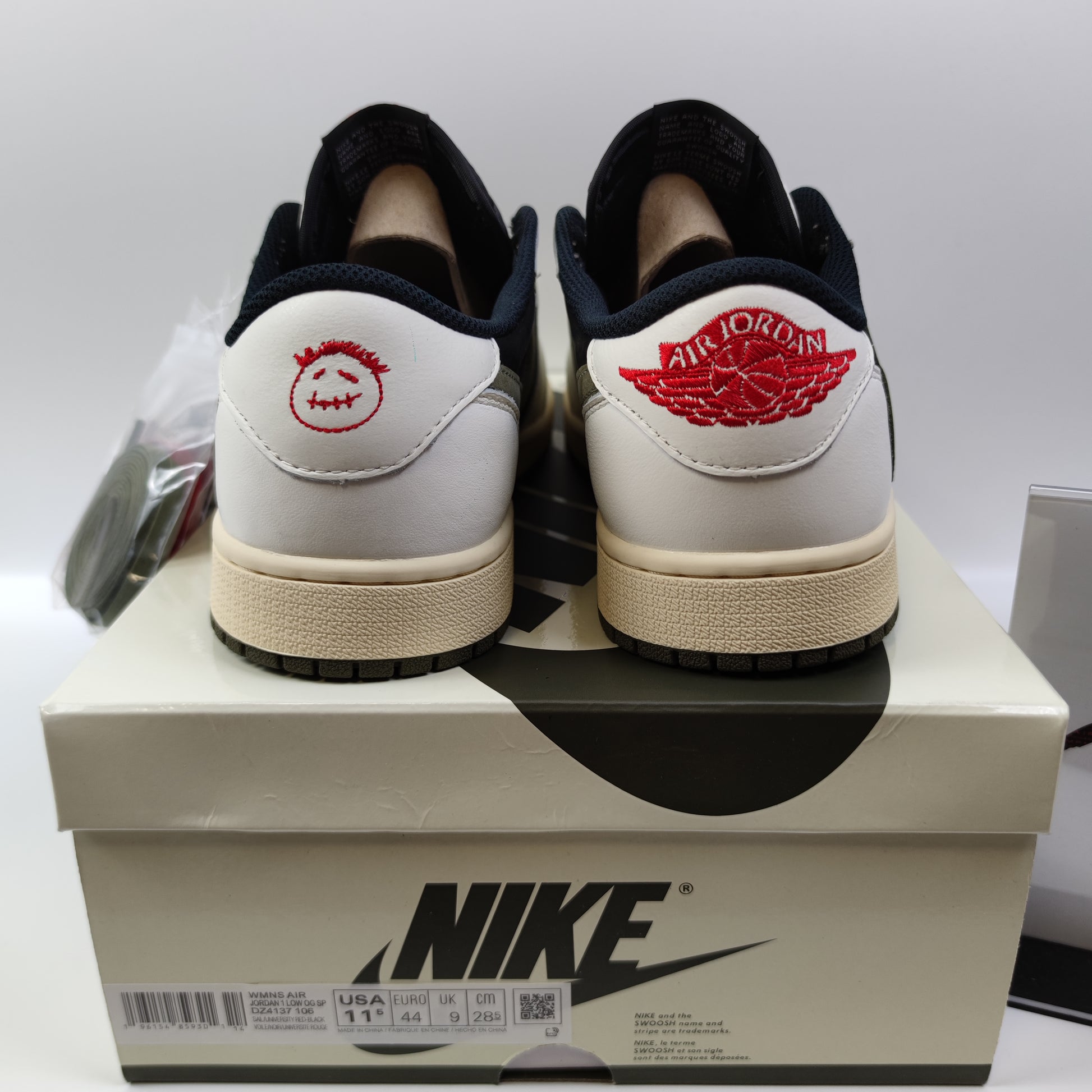 Travis Scott x Air Jordan 1 Low "Olive" DZ4137-106 - Fashion Sneaker1818