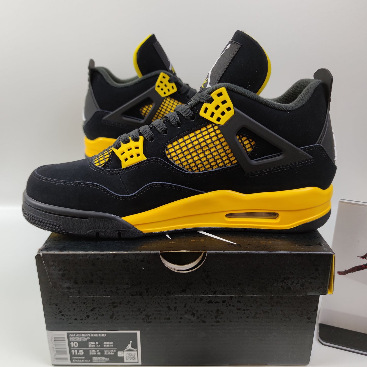 Air Jordan 4 Retro Thunder 2023 DH6927-017 - Fashion Sneaker1818